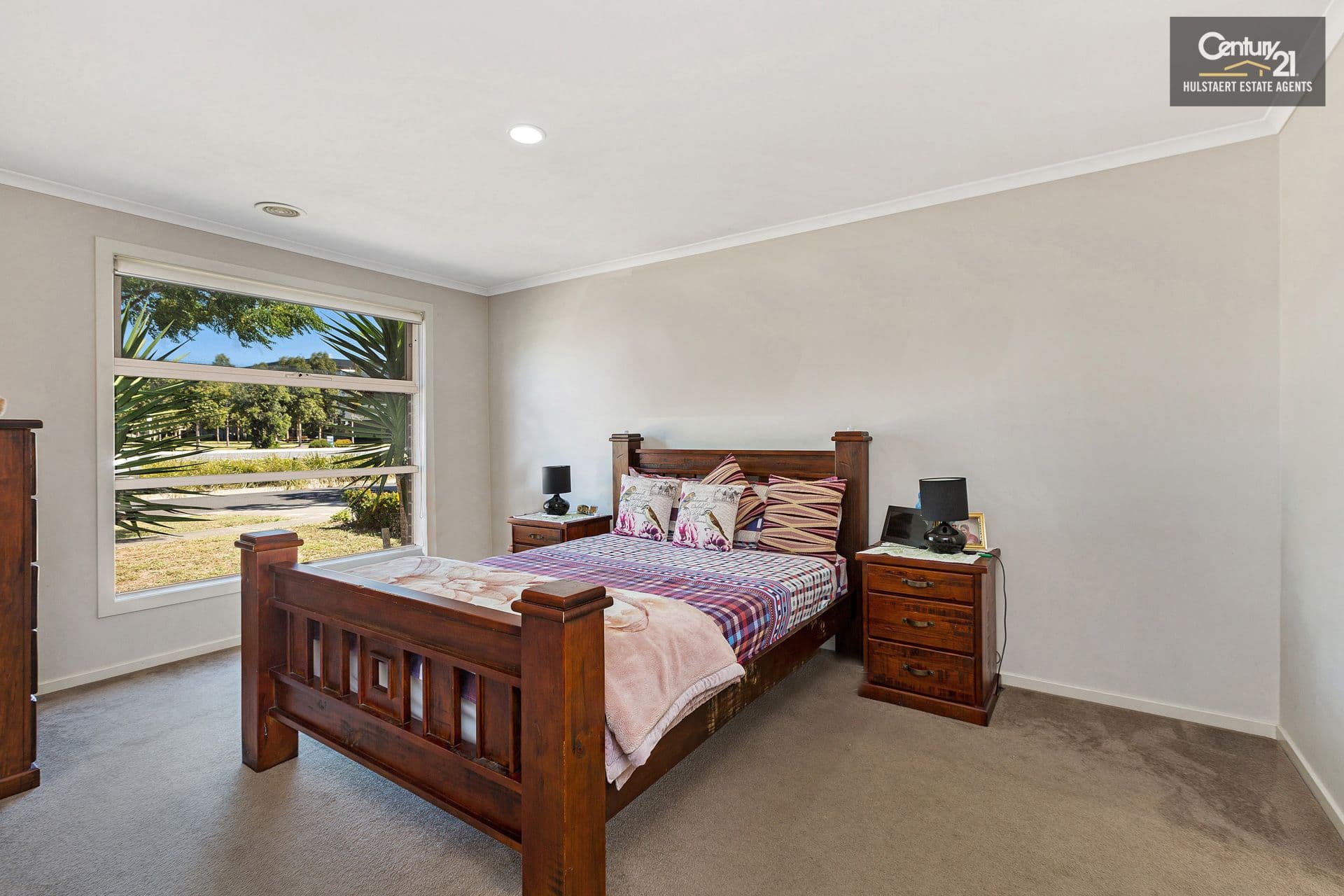 8 Tenerrife Crescent, Point Cook, VIC, 3030, Point Cook - Thumbnail 6