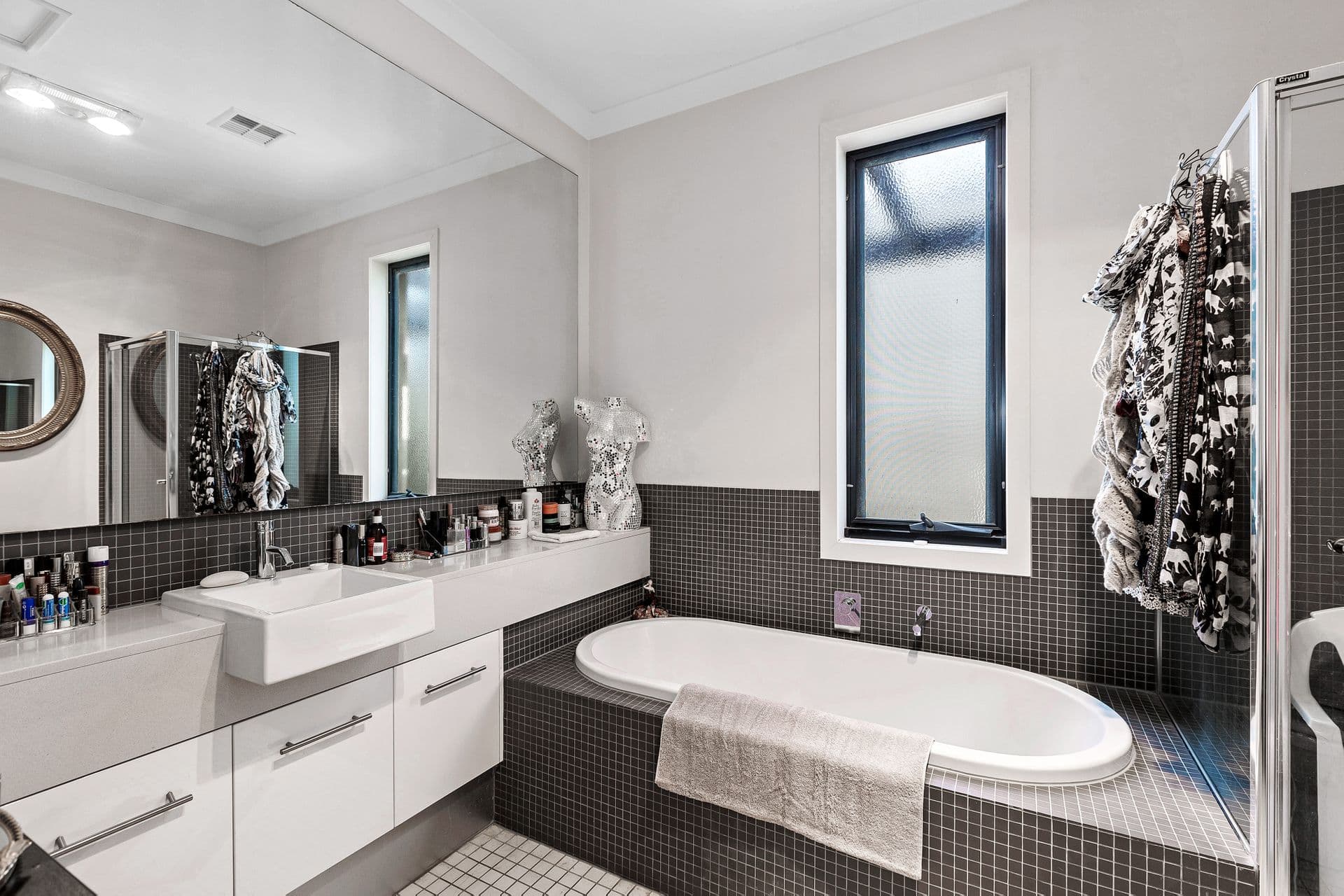 54 Signature Boulevard, Sanctuary Lakes, VIC, 3030, Point Cook - Thumbnail 4