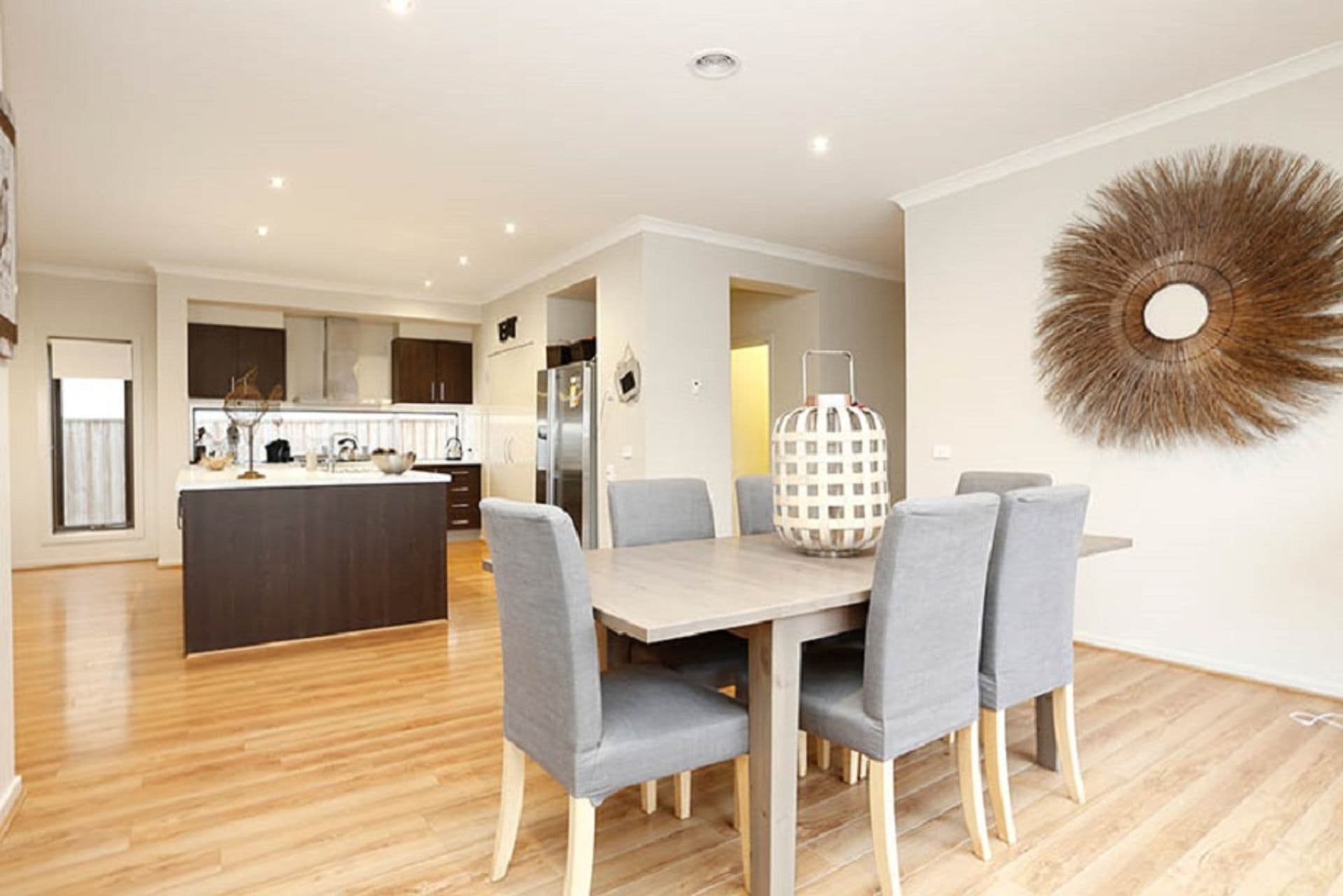 5 Spraypoint Drive, Sanctuary Lakes, VIC, 3030, Point Cook - Thumbnail 3