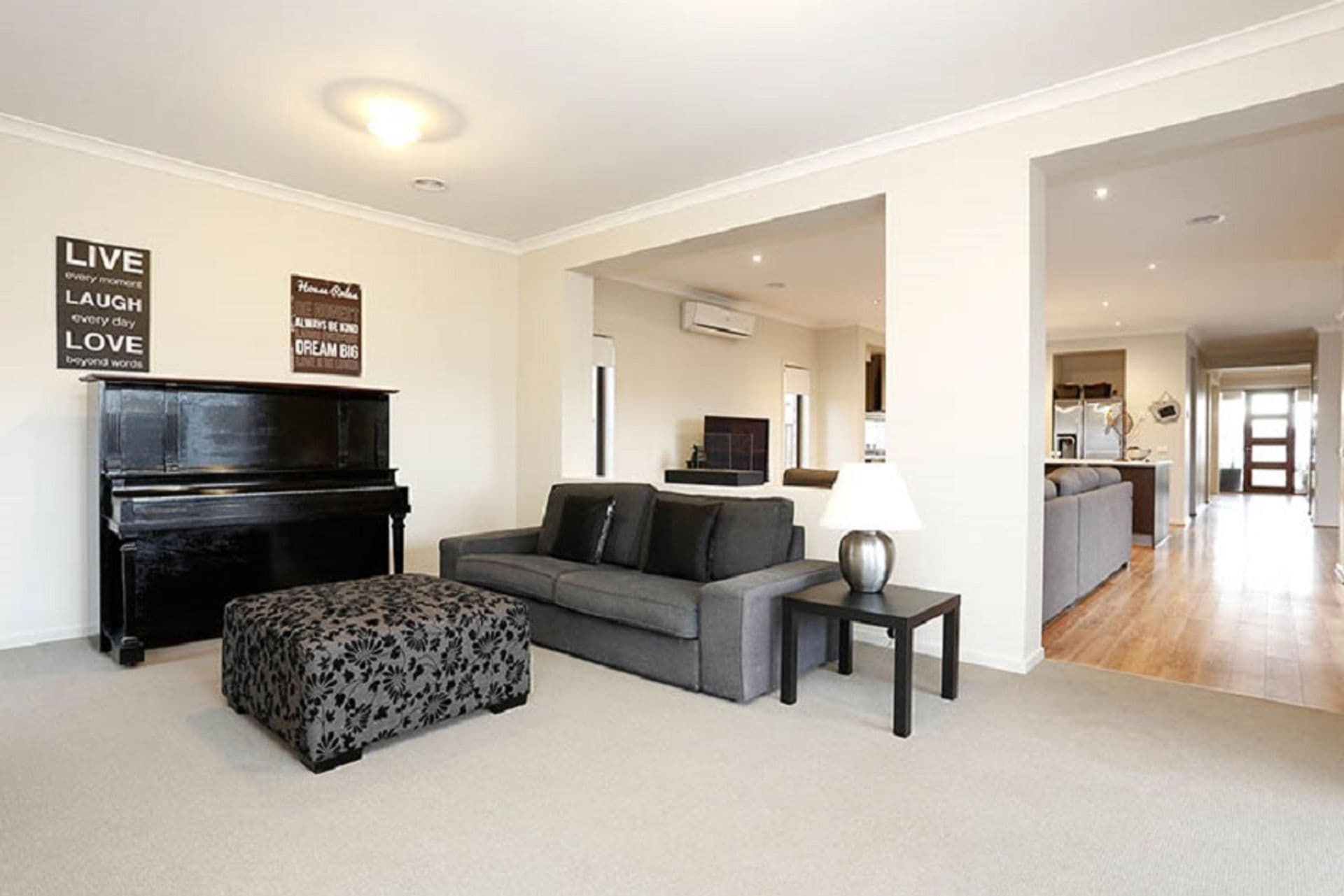 5 Spraypoint Drive, Sanctuary Lakes, VIC, 3030, Point Cook - Thumbnail 4
