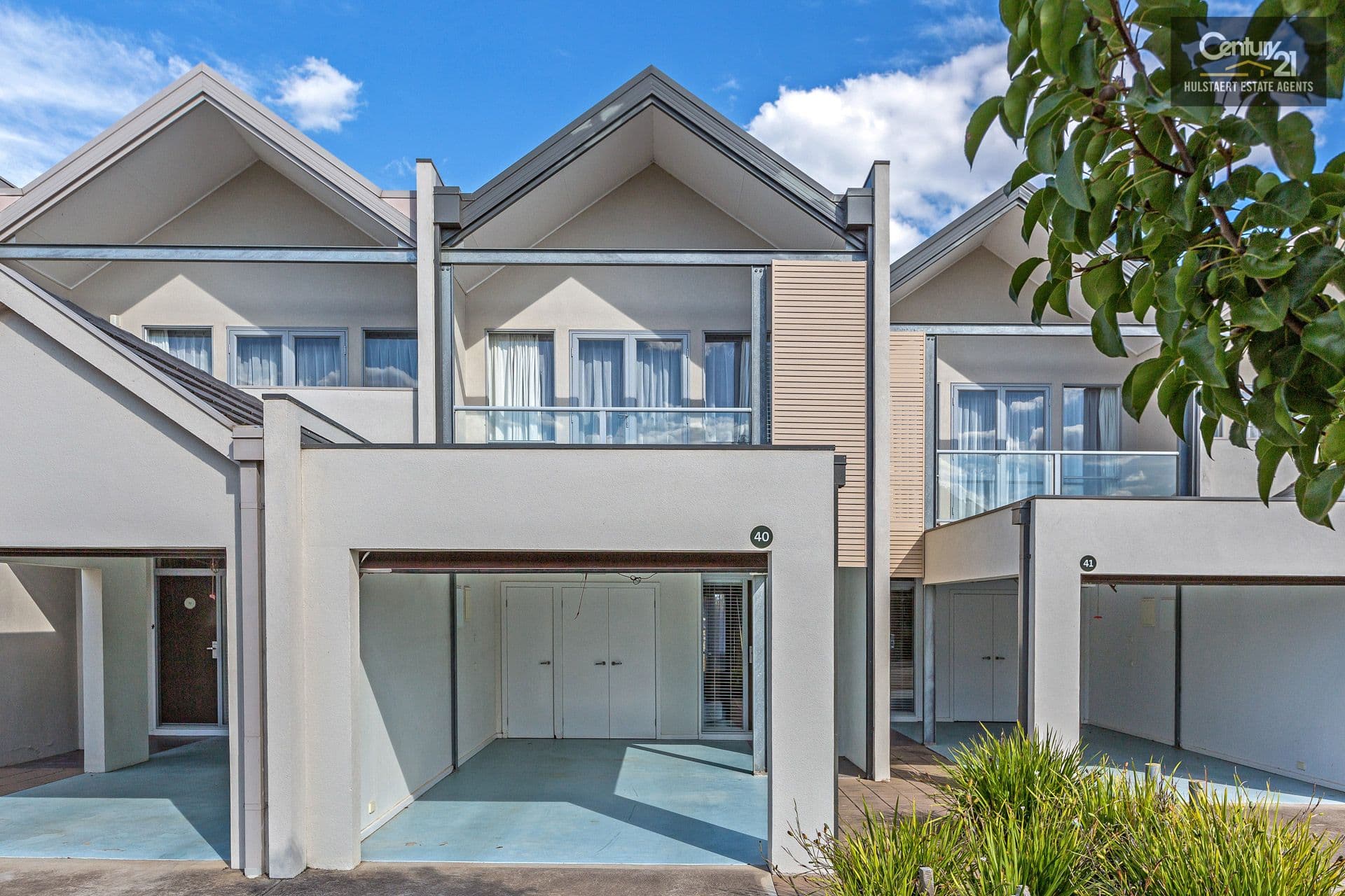 40/9 Greg Norman Drive, Sanctuary Lakes, VIC, 3030, Sanctuary Lakes - Image 1