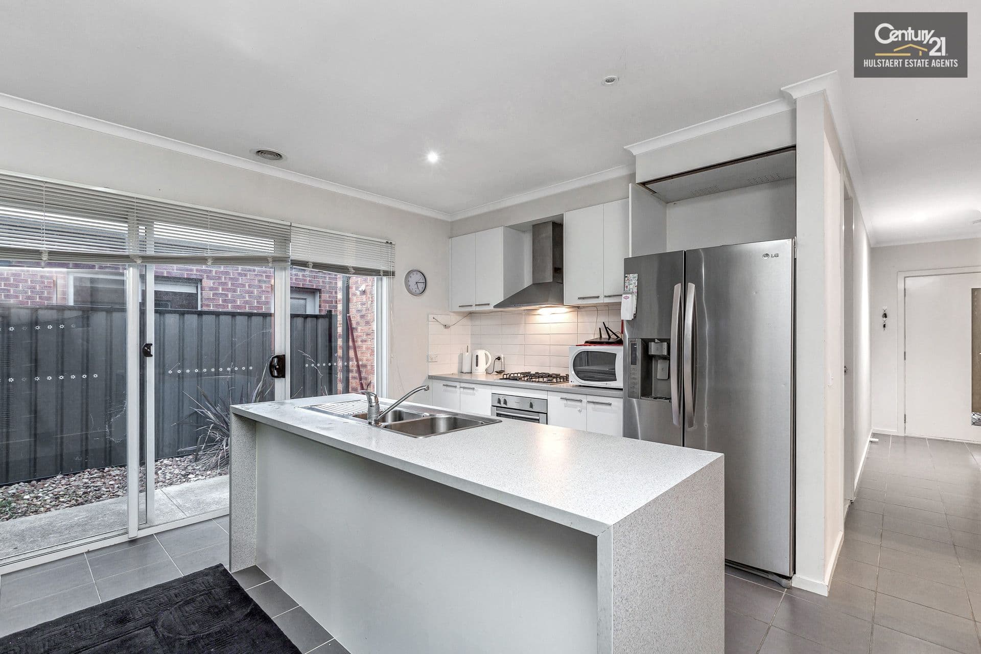 3 Derham Drive, Point Cook, VIC, 3030, Point Cook - Thumbnail 2