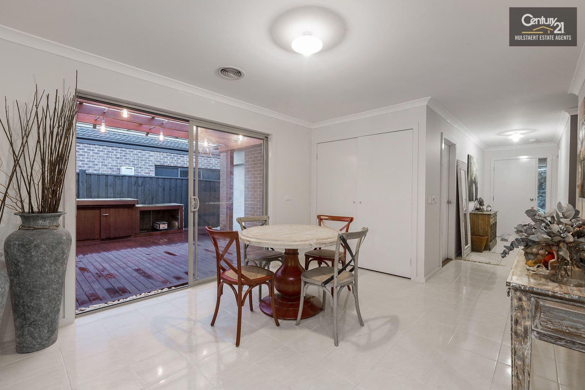 10 Anglers Avenue, Point Cook, VIC, 3030, Point Cook - Thumbnail 5