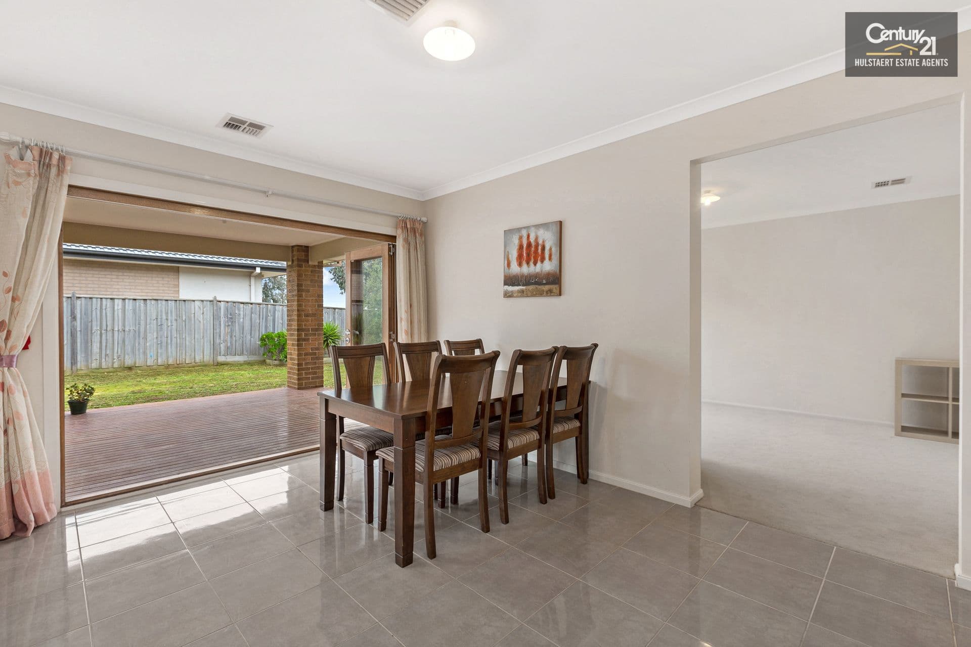 37 Sanctuary Lakes East Boulevard, Point Cook, VIC, 3030, Point Cook - Thumbnail 5