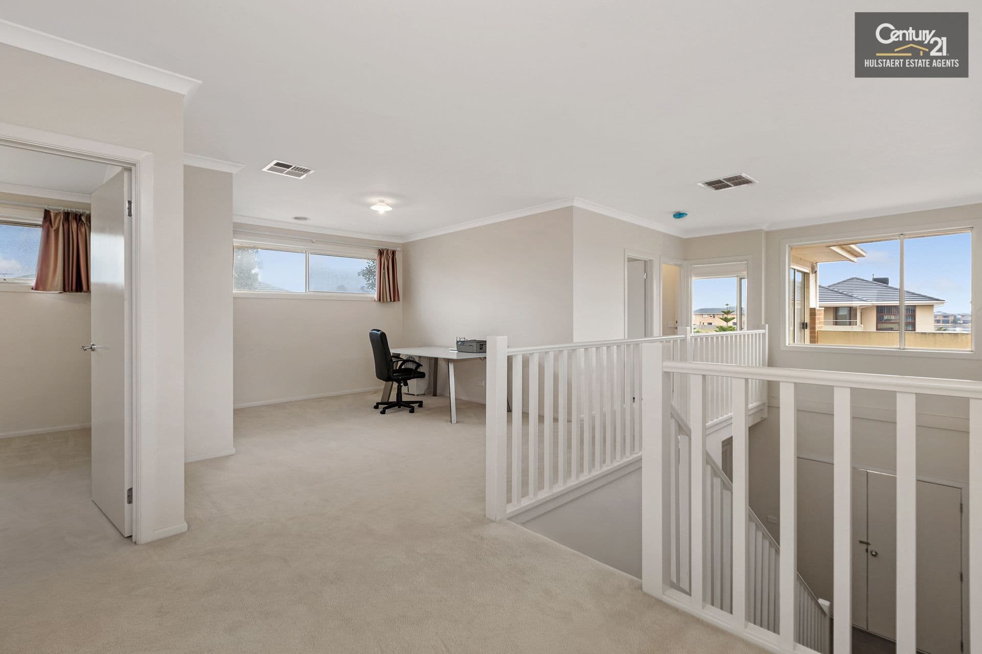 37 Sanctuary Lakes East Boulevard, Point Cook, VIC, 3030, Point Cook - Thumbnail 8