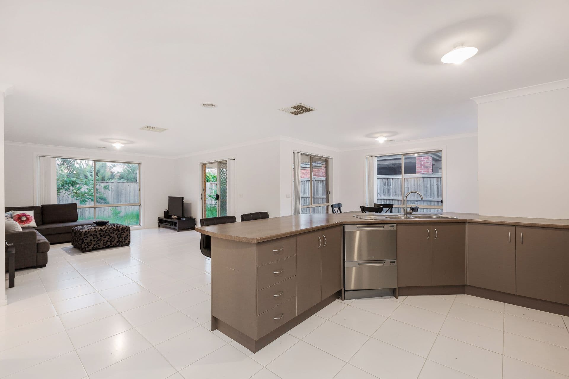 48 Papillon Parade, Tarneit, VIC, 3029, Tarneit - Thumbnail 5