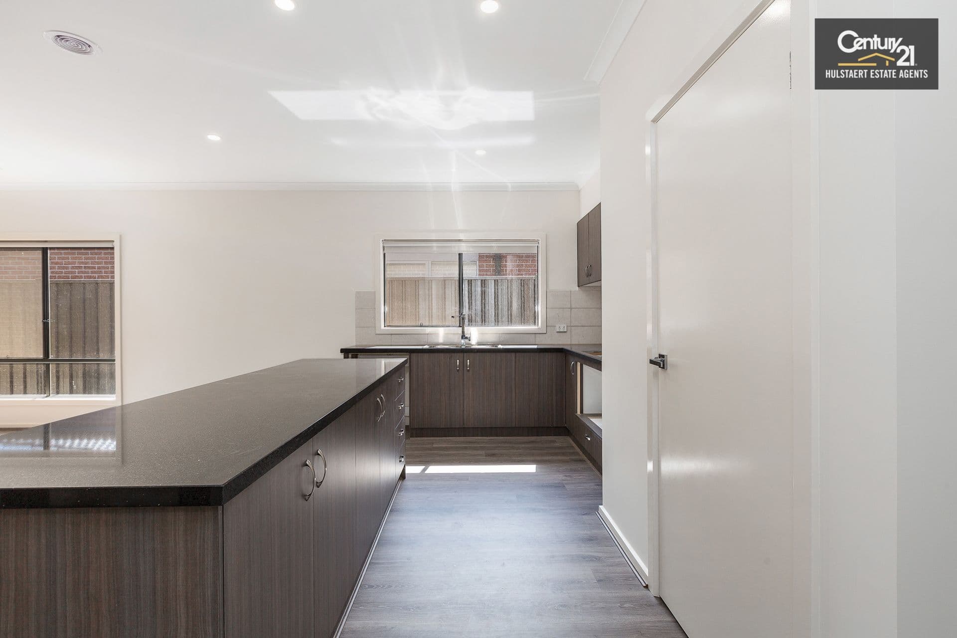 42 Serengeti Circuit, Tarneit, VIC, 3029, Tarneit - Thumbnail 4