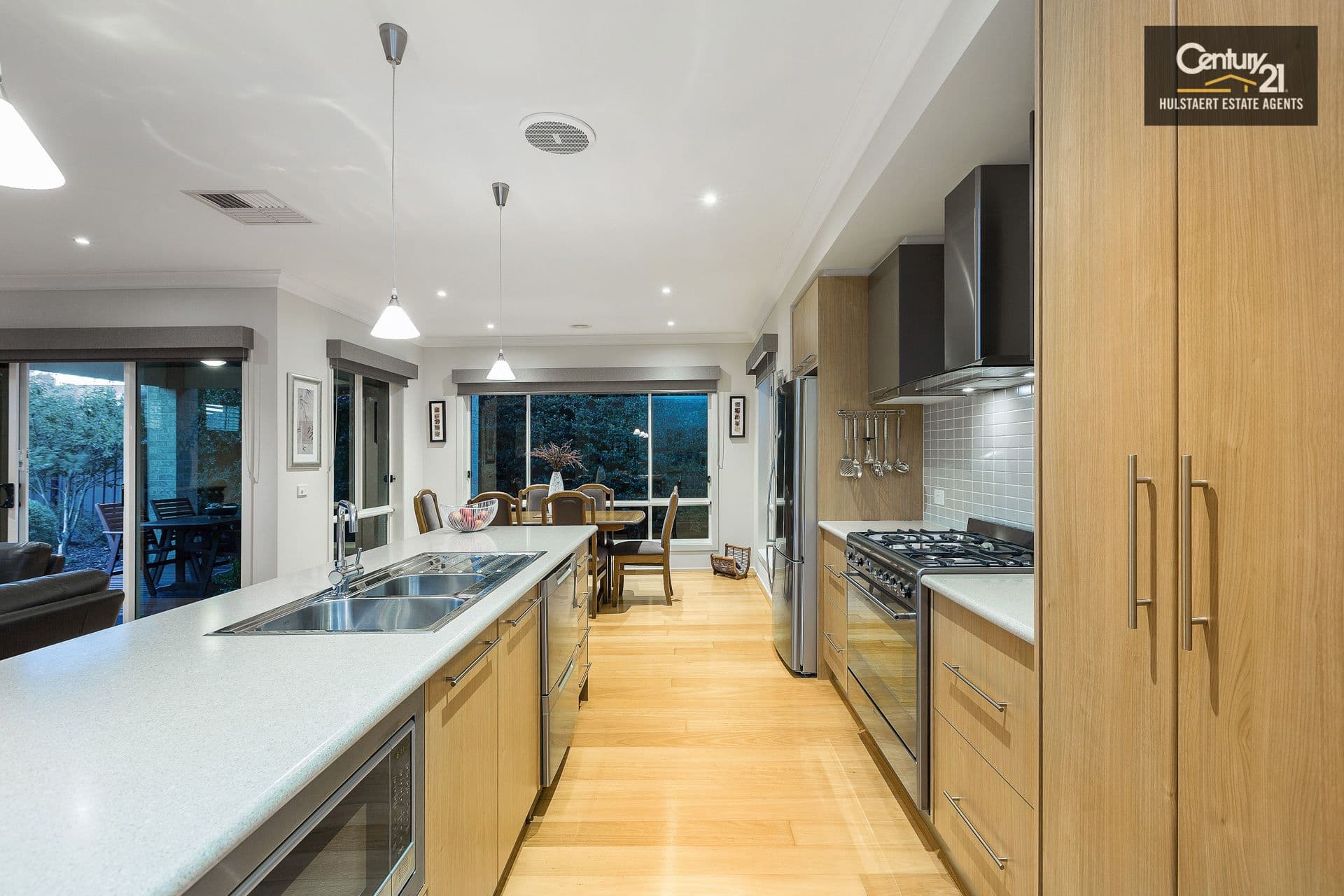 8 Tennant Street, Point Cook, VIC, 3030, Point Cook - Thumbnail 8