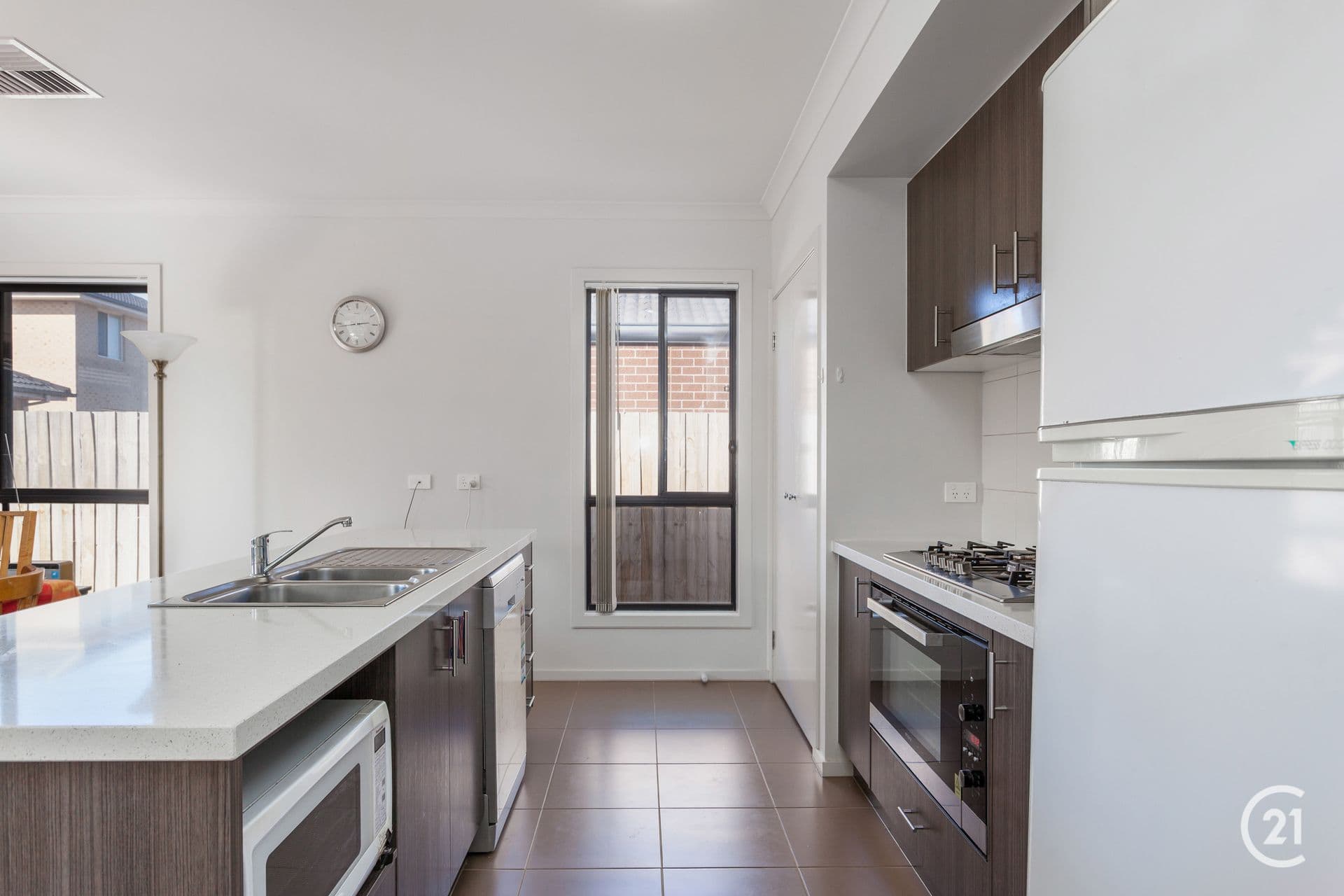 142 Haze Drive, Point Cook, VIC, 3030, Point Cook - Thumbnail 3