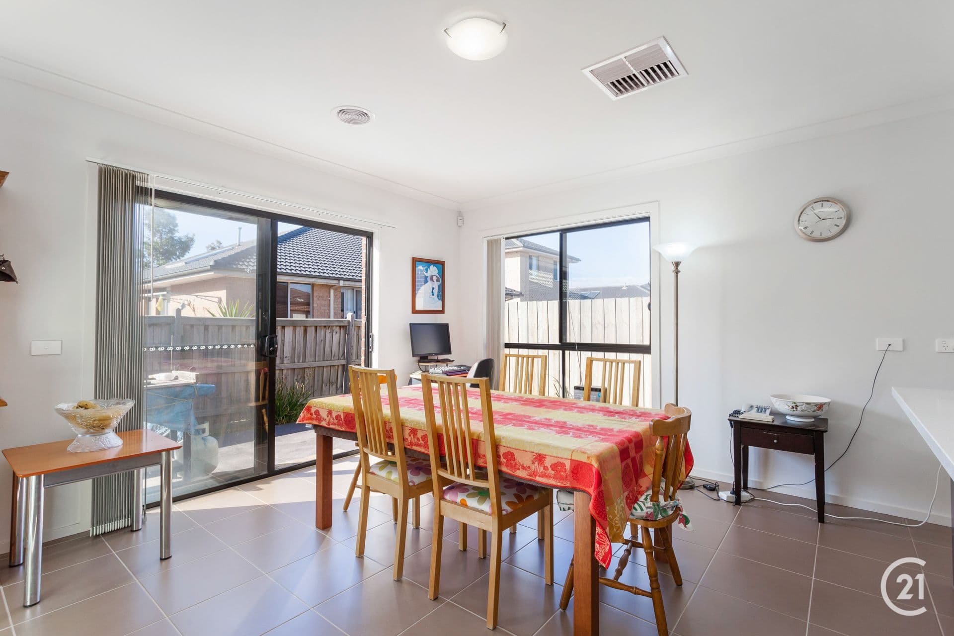 142 Haze Drive, Point Cook, VIC, 3030, Point Cook - Thumbnail 4