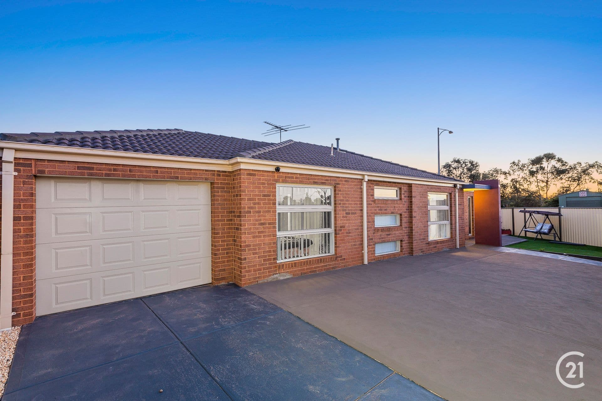 27 Woorite Place, Wyndham Vale, VIC, 3024, Wyndham Vale - Thumbnail 3