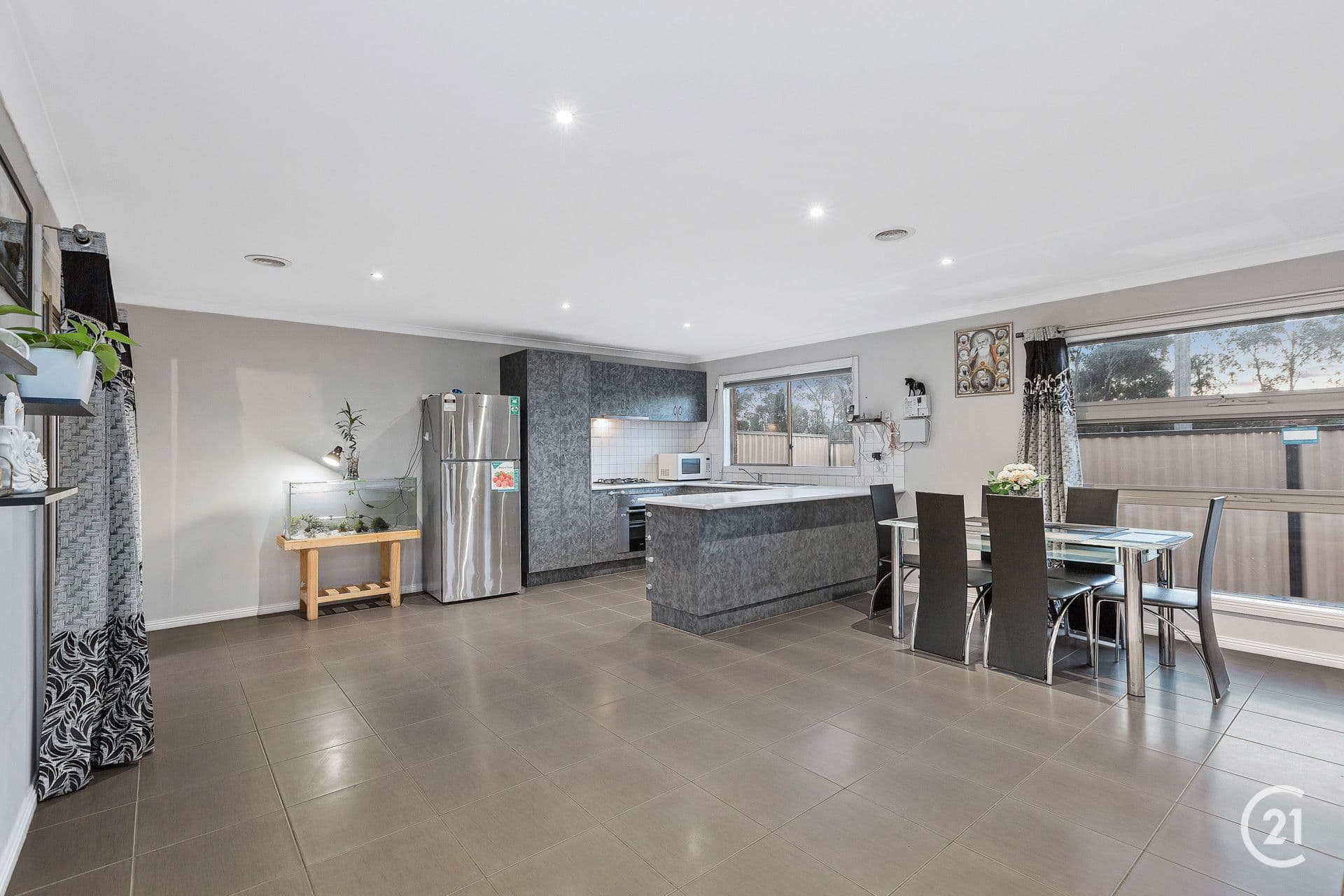 27 Woorite Place, Wyndham Vale, VIC, 3024, Wyndham Vale - Thumbnail 8