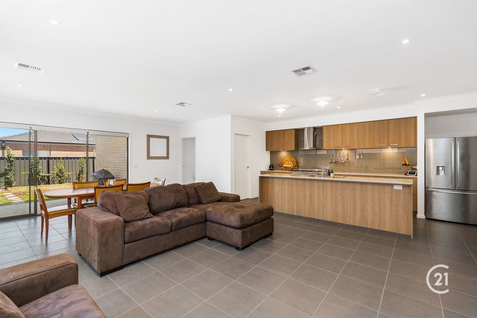 89 Clifton Circuit, Tarneit, VIC, 3029, Tarneit - Thumbnail 4