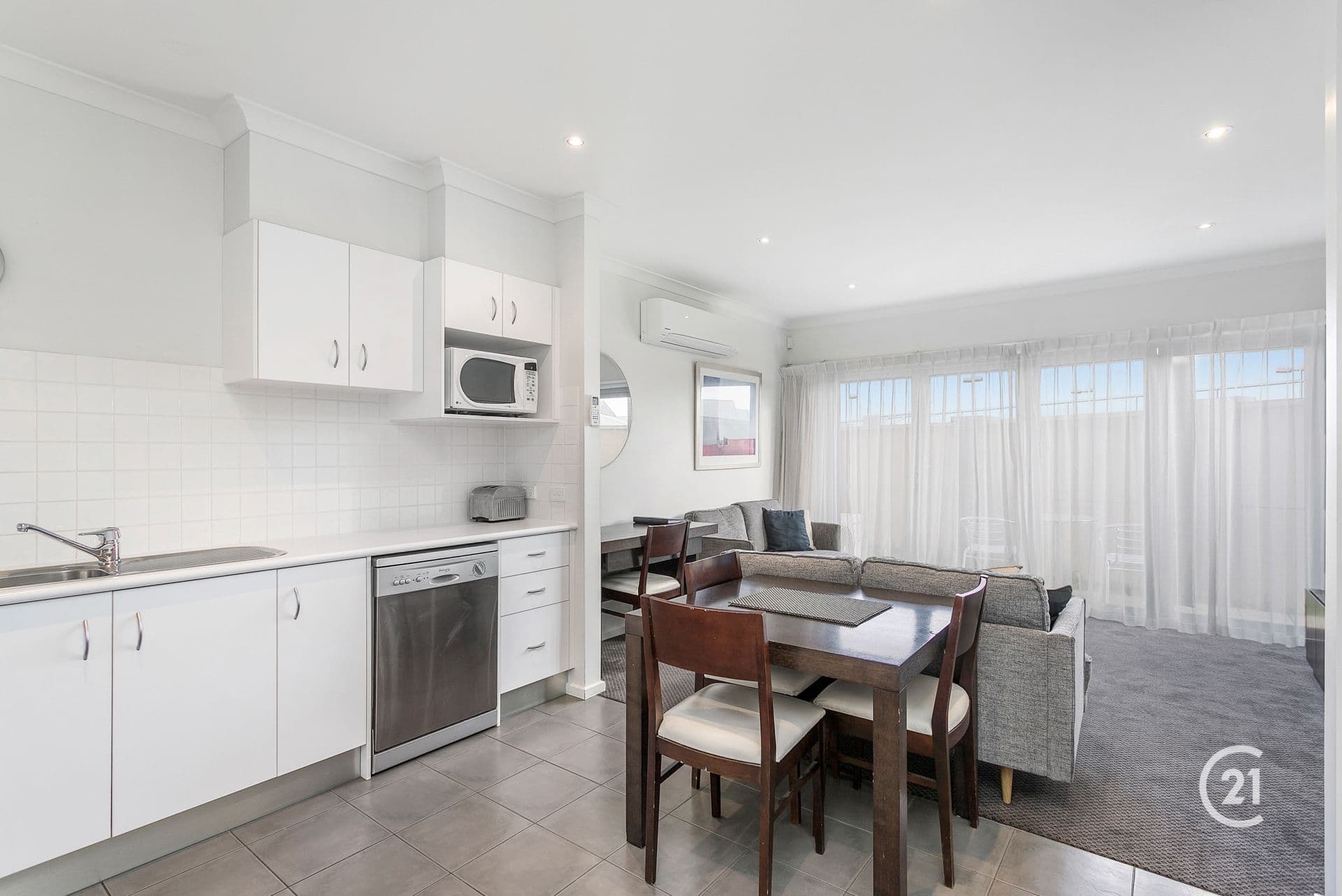 10/9 Greg Norman Drive, Sanctuary Lakes, VIC, 3030, Sanctuary Lakes - Thumbnail 5