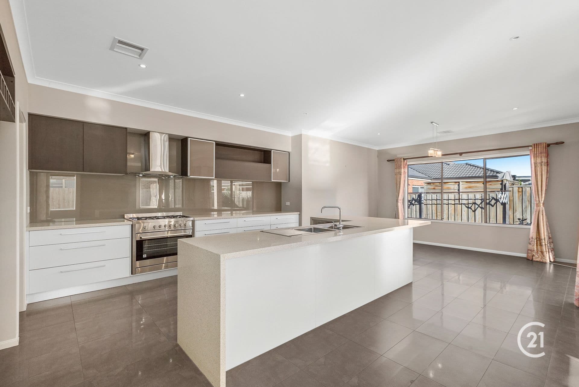 22 Pasadena Circuit, Point Cook, VIC, 3030, Point Cook - Thumbnail 7