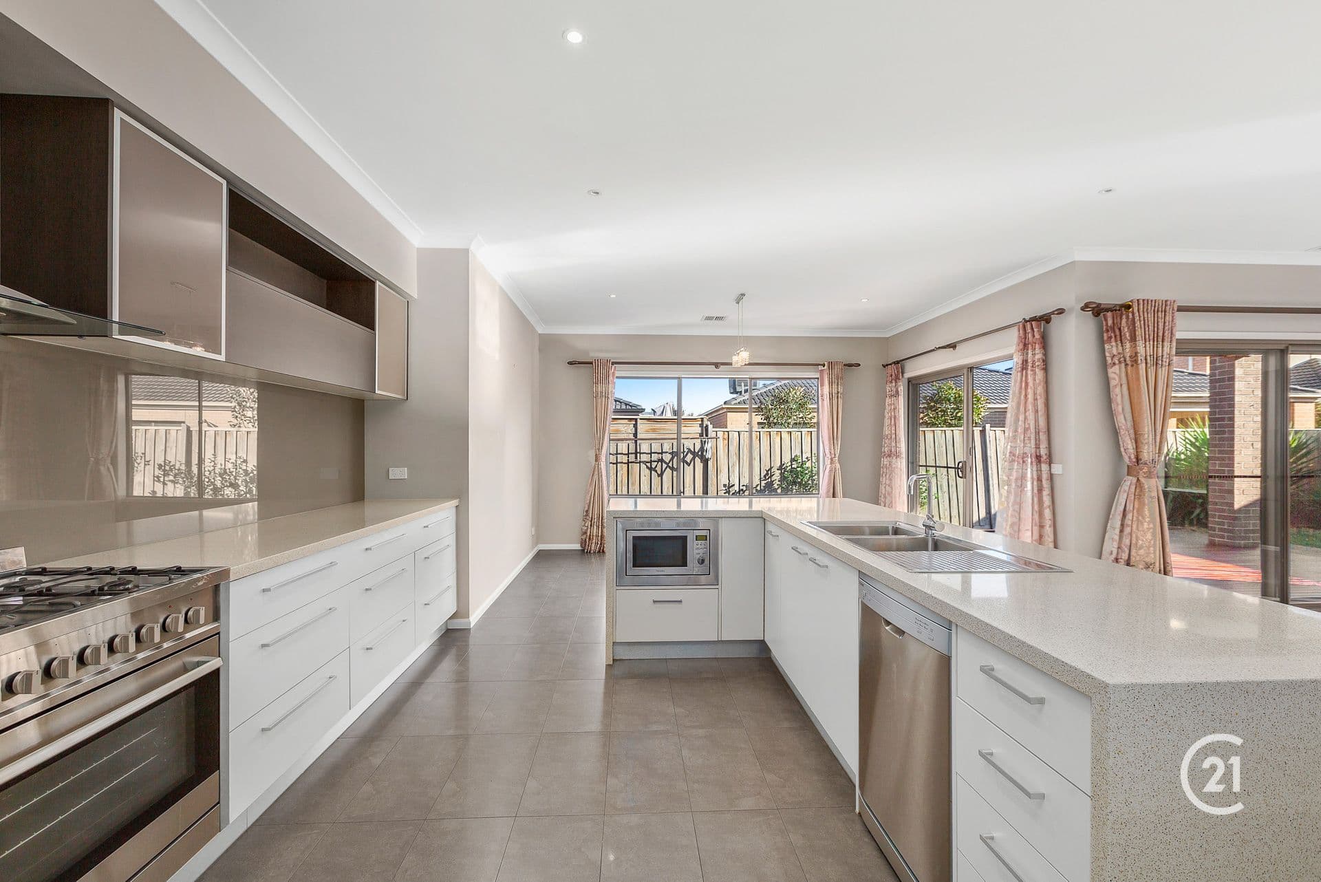 22 Pasadena Circuit, Point Cook, VIC, 3030, Point Cook - Thumbnail 8