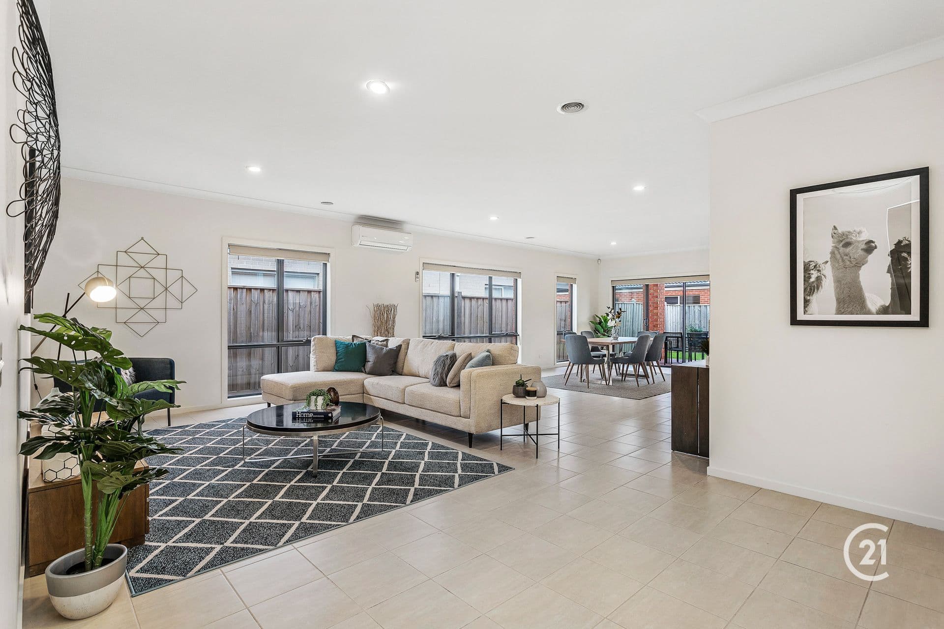 20 Jacana Crescent, Williams Landing, VIC, 3027, Williams Landing - Thumbnail 2