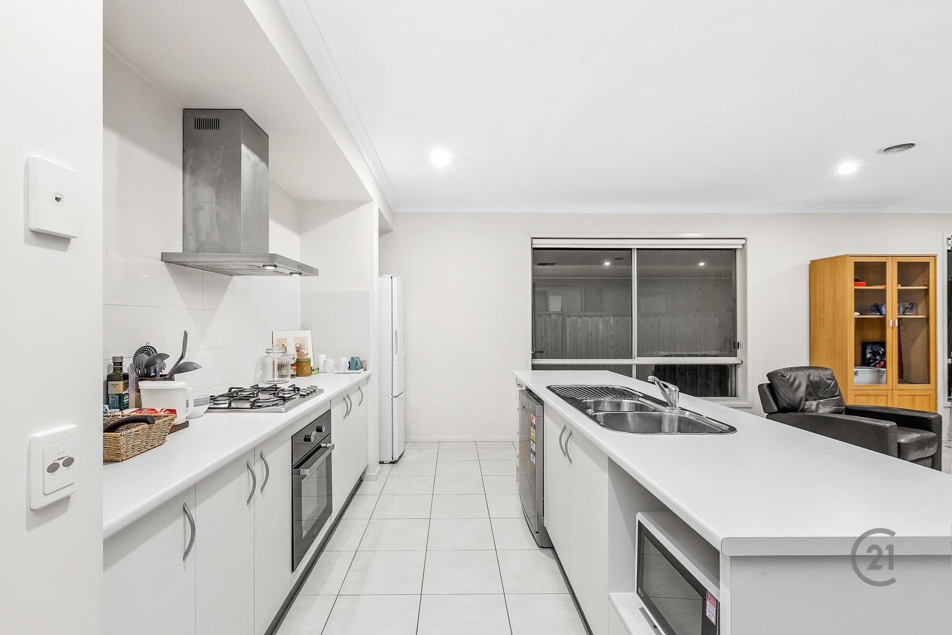 31 Seafarer Way, Sanctuary Lakes, VIC, 3030, Sanctuary Lakes - Thumbnail 3
