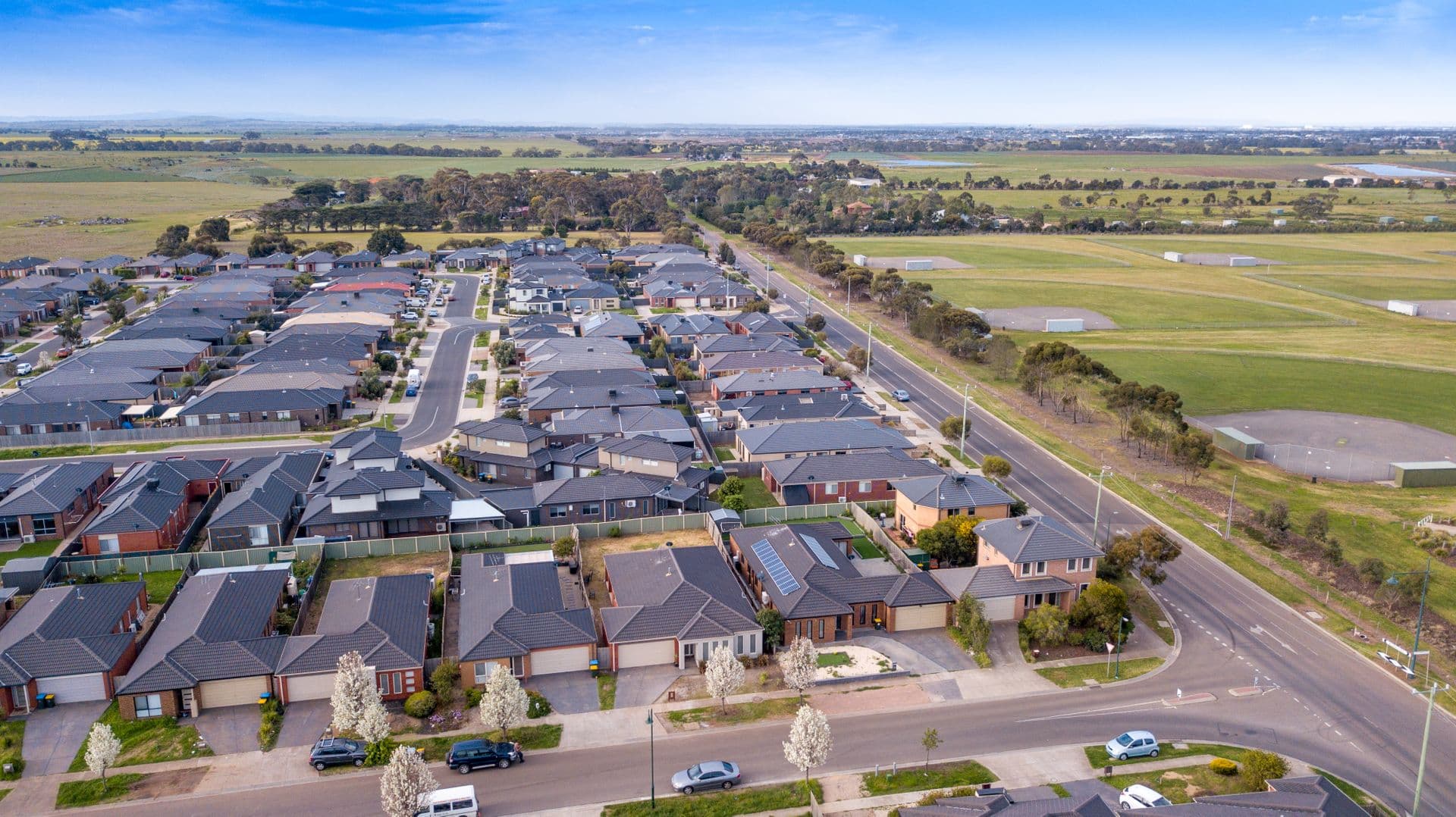 73 Lady Penrhyn Drive, Wyndham Vale, VIC, 3024, Wyndham Vale - Thumbnail 2