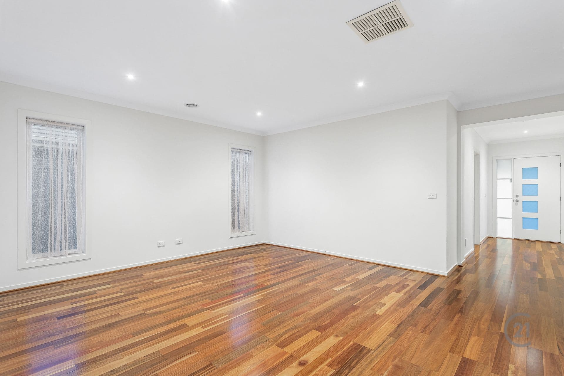 3 Denmans Mews, Deer Park, VIC, 3023, Deer Park - Thumbnail 2