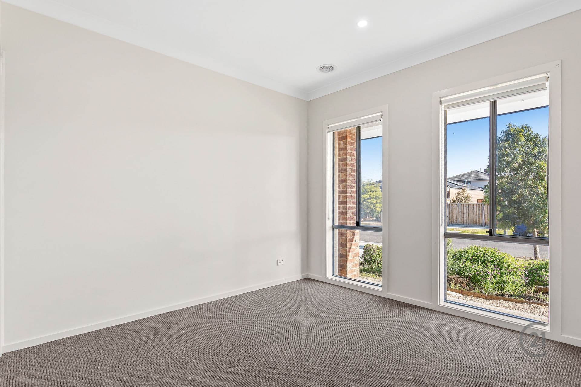 19 Fairwater Dr, Point Cook, VIC, 3030, Point Cook - Thumbnail 5