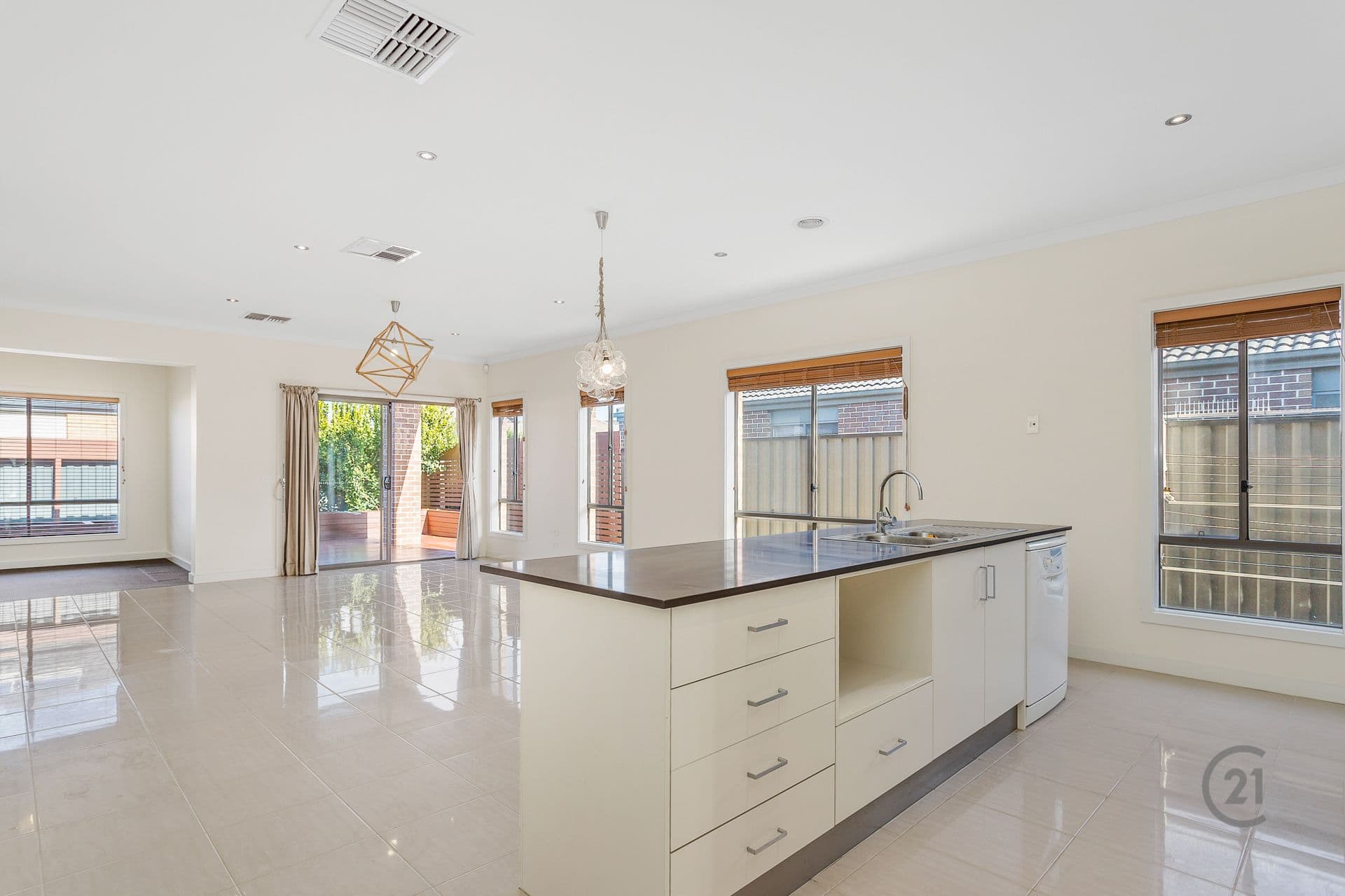 18 Shield Road, Point Cook, VIC, 3030, Point Cook - Thumbnail 5