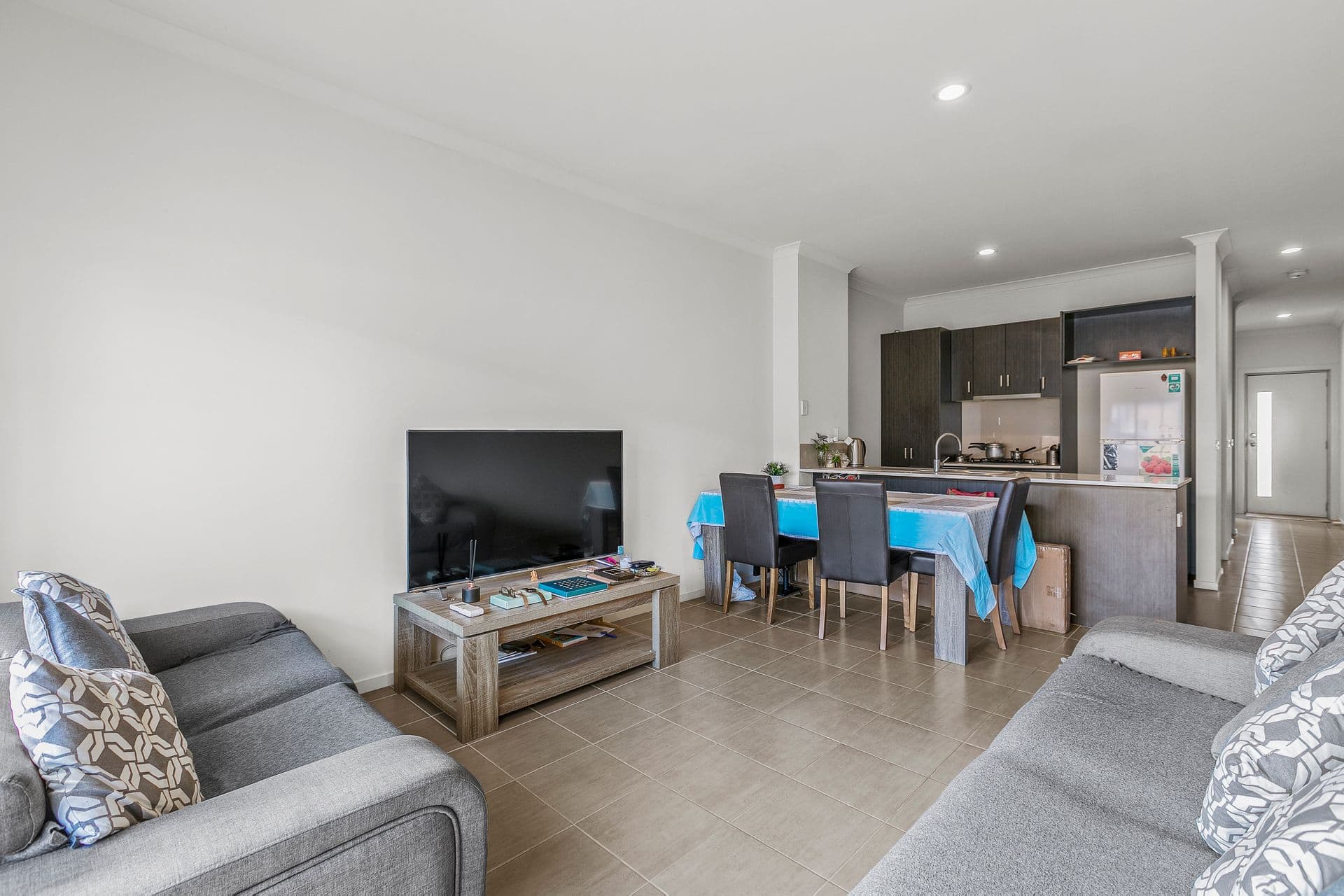 10A Hanworth Avenue, Williams Landing, VIC, 3027, Williams Landing - Thumbnail 2