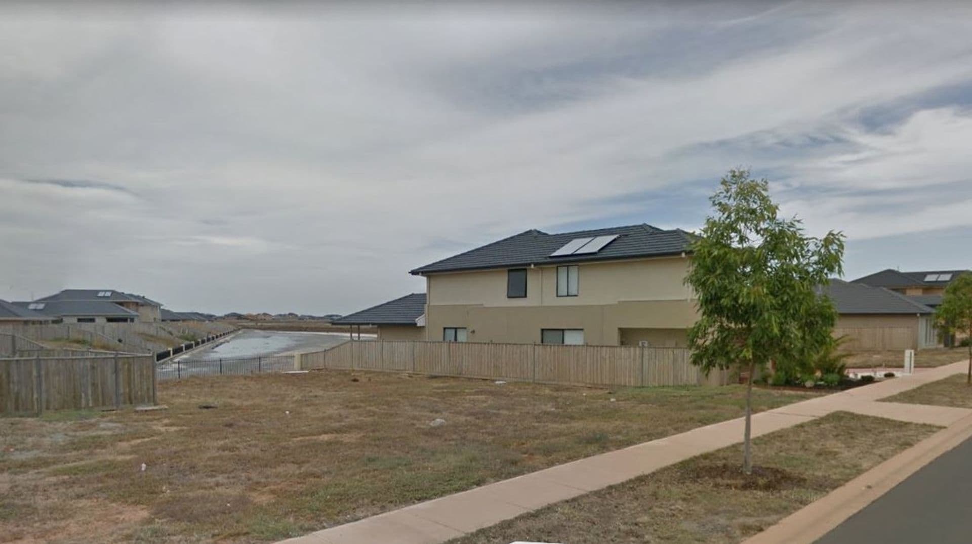 3 Beachview Parade, Sanctuary Lakes, VIC, 3030, Sanctuary Lakes - Thumbnail 2