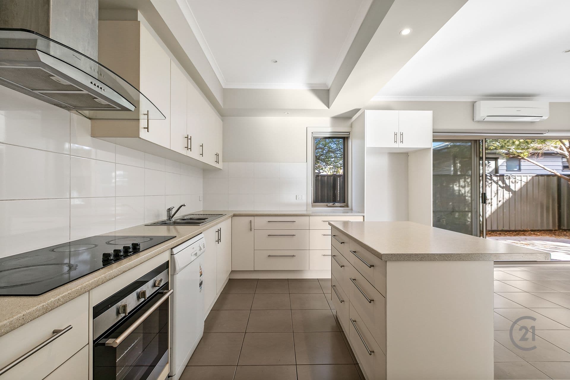 5 Glenwood Avenue, Altona, VIC, 3018, Altona - Thumbnail 8