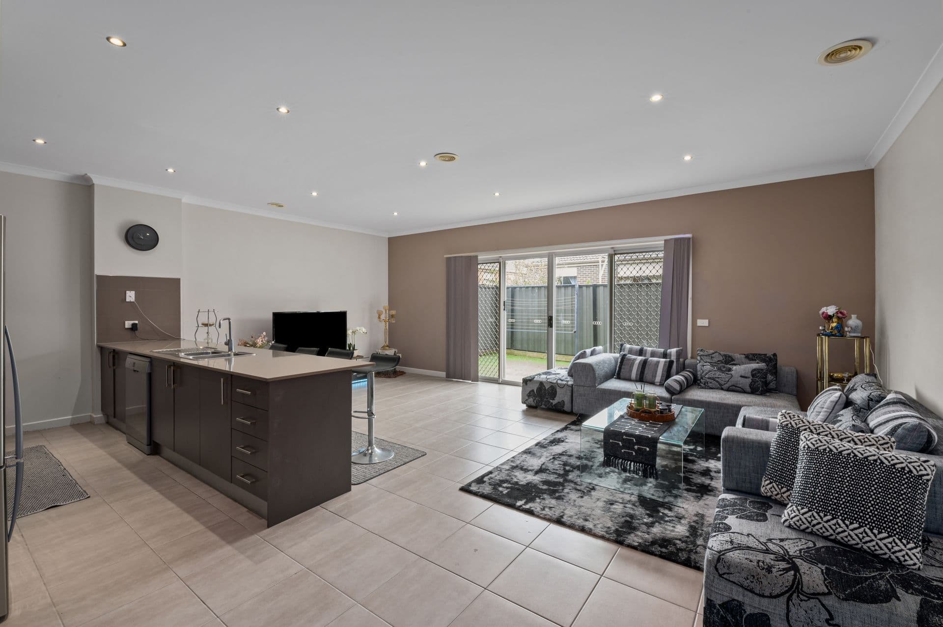 5a Kirkstead Grove, Craigieburn, VIC, 3064, Craigieburn - Thumbnail 4