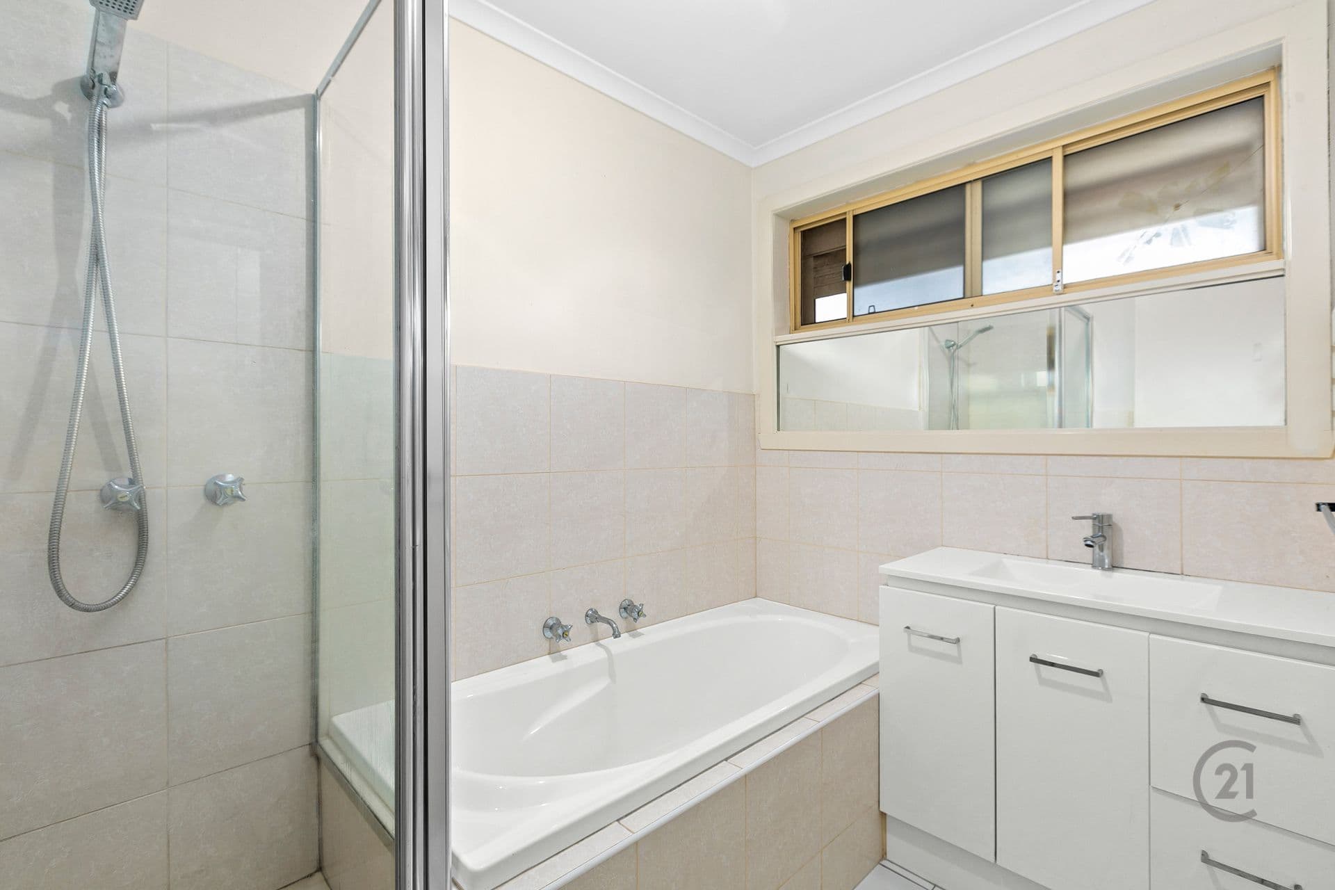 13 Newbury Street, Werribee, VIC, 3030, Werribee - Thumbnail 7