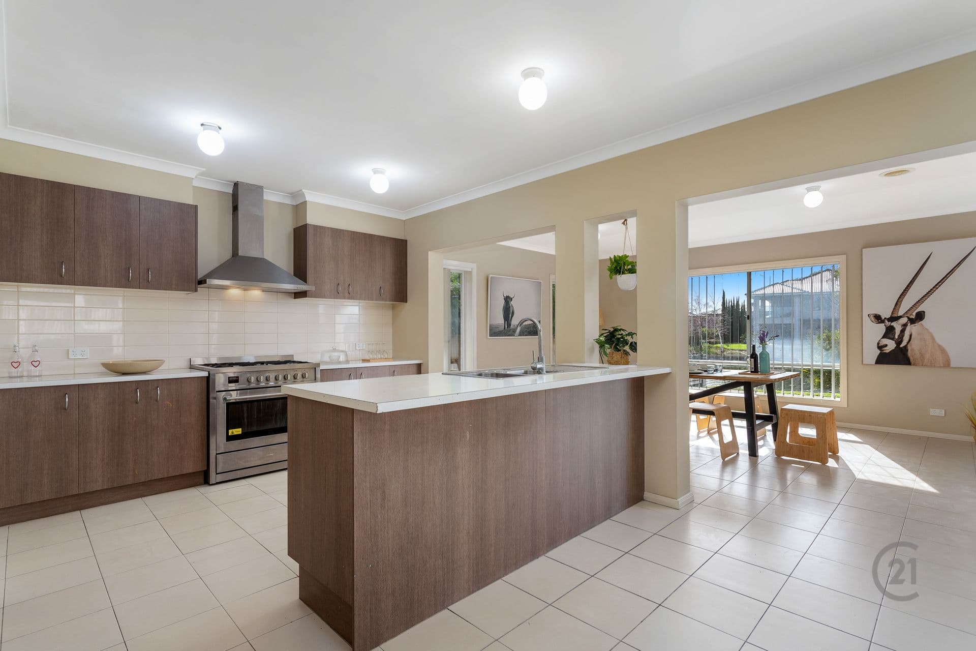2 Watersedge Cove, Sanctuary Lakes, VIC, 3030, Point Cook - Thumbnail 8