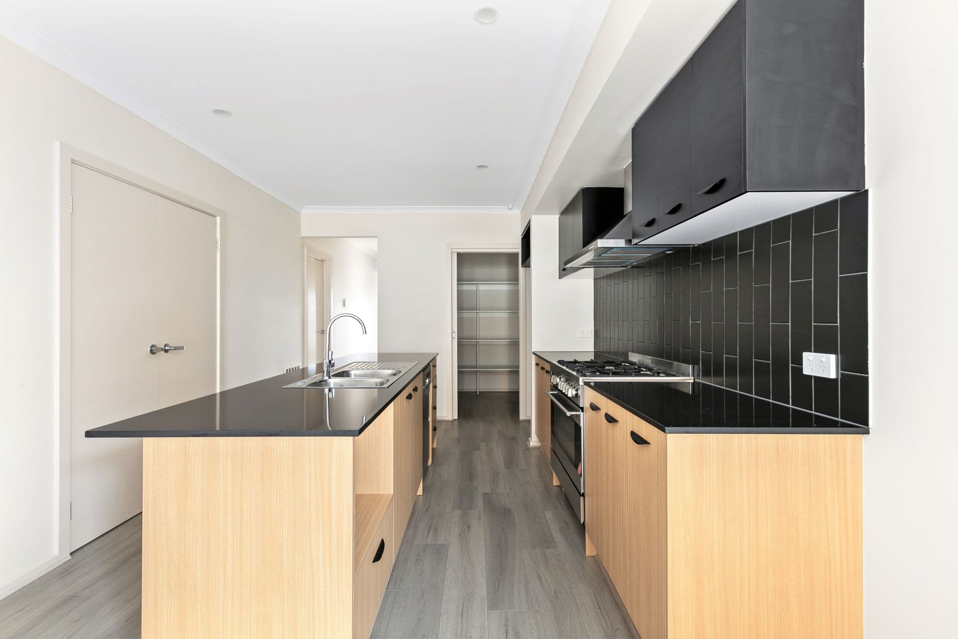 37 Jean Street, Point Cook, VIC, 3030, Point Cook - Thumbnail 3