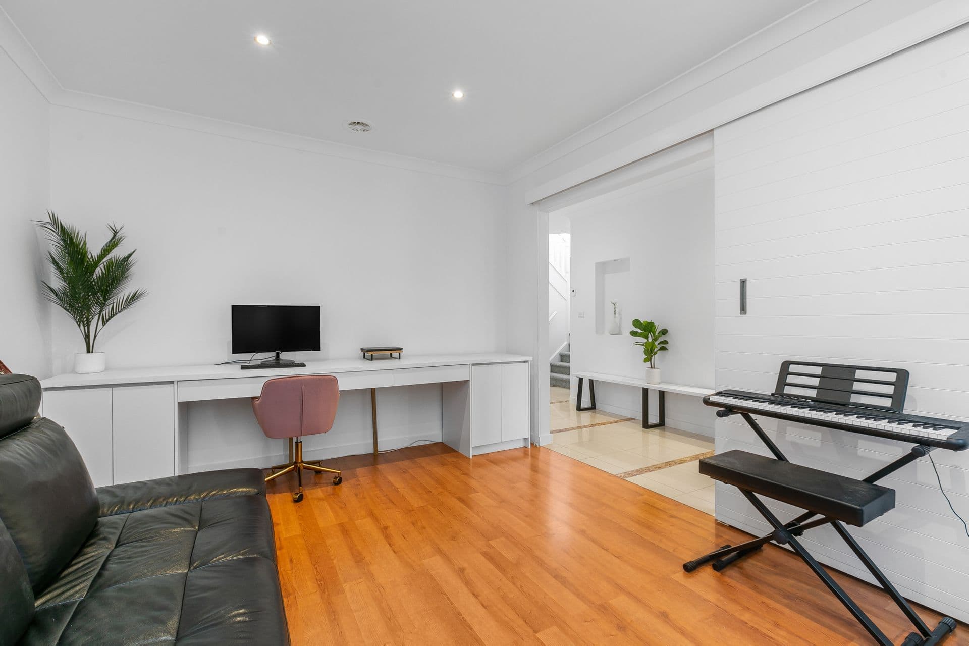 7 Barkly Close, Caroline Springs, VIC, 3023, Caroline Springs - Thumbnail 5