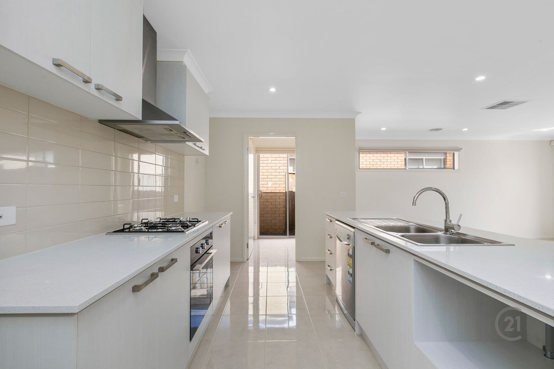 10 Wolomina Crescent, Werribee, VIC, 3030, Werribee - Thumbnail 8