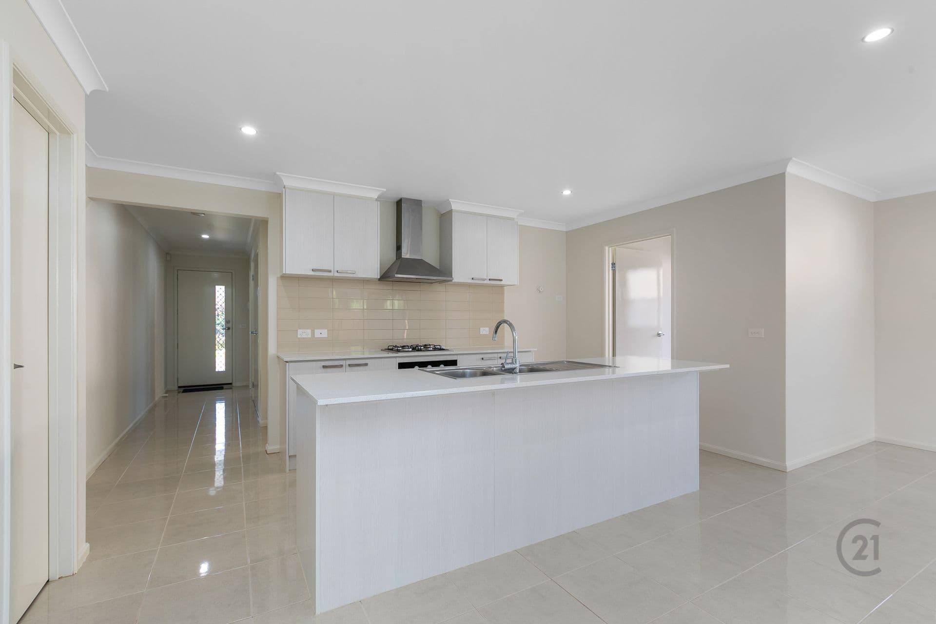 10 Wolomina Crescent, Werribee, VIC, 3030, Werribee - Thumbnail 6
