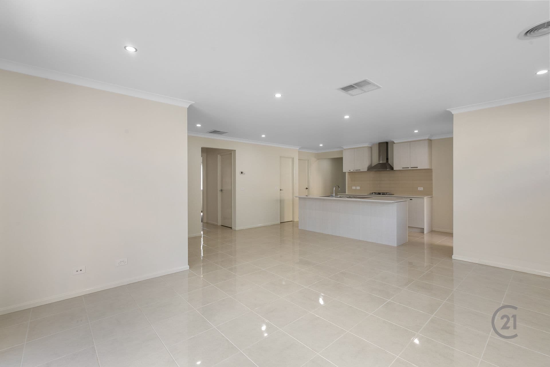 10 Wolomina Crescent, Werribee, VIC, 3030, Werribee - Thumbnail 5