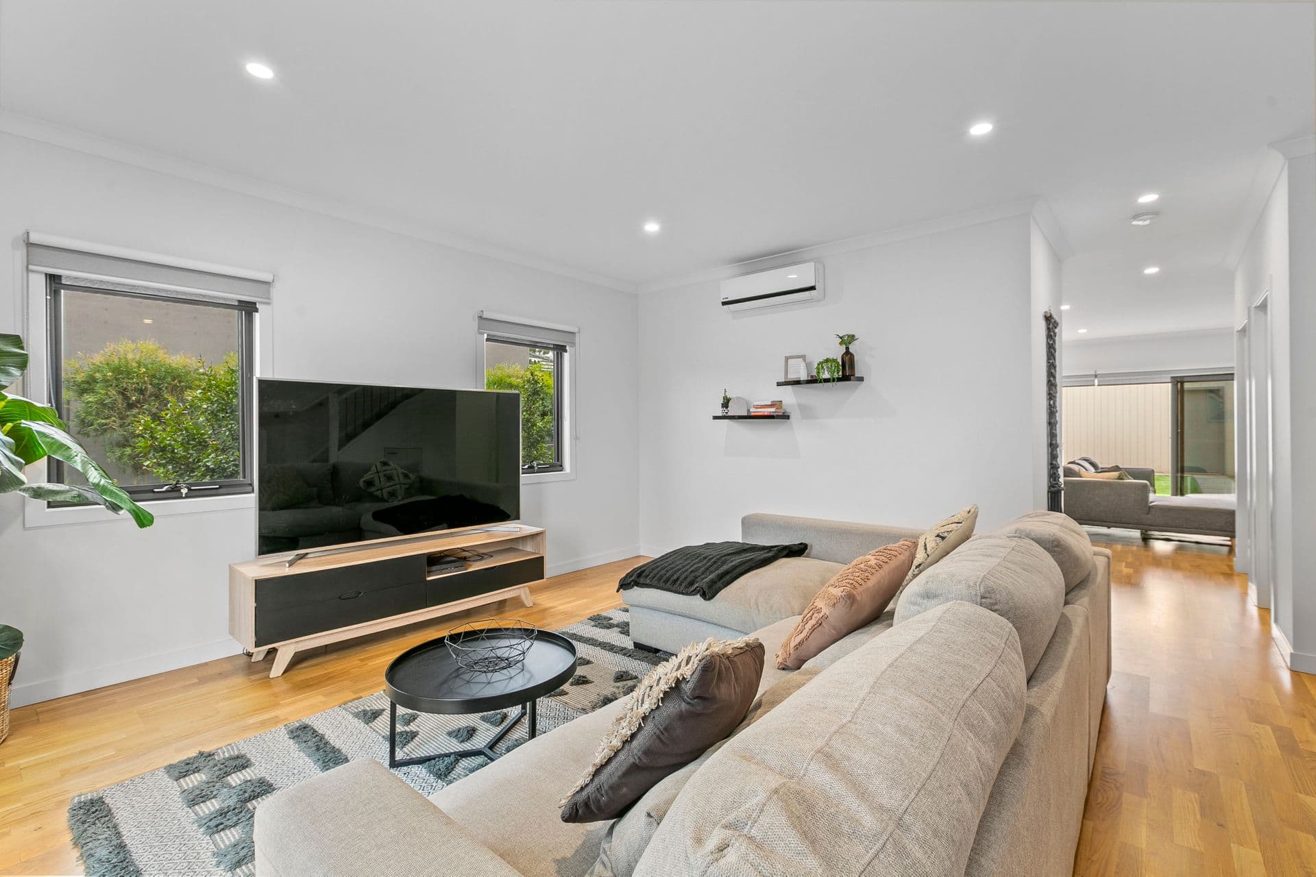 137 Waterhaven Boulevard, Point Cook, VIC, 3030, Point Cook - Thumbnail 6