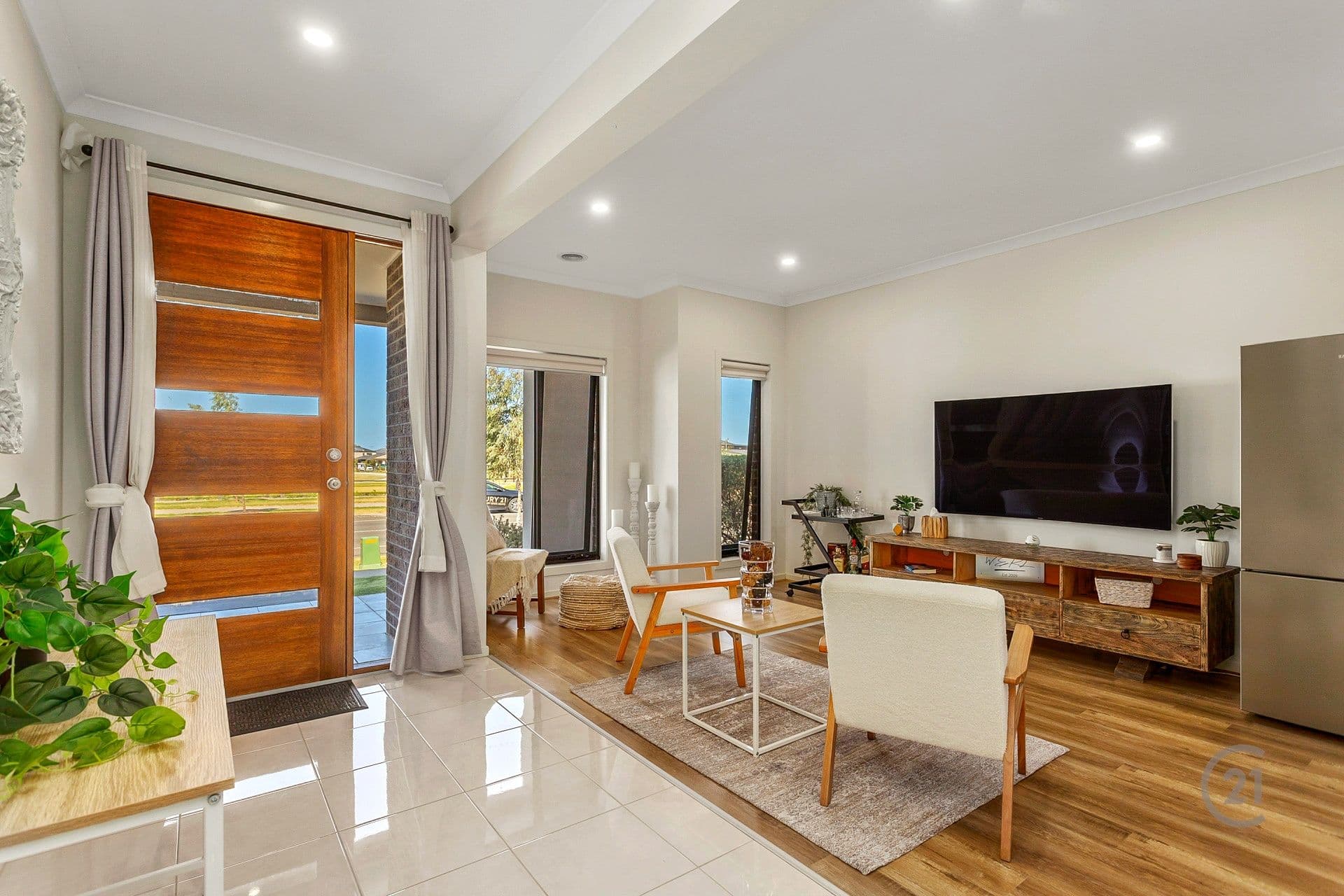 35 Bensonhurst Parade, Point Cook, VIC, 3030, Point Cook - Thumbnail 2