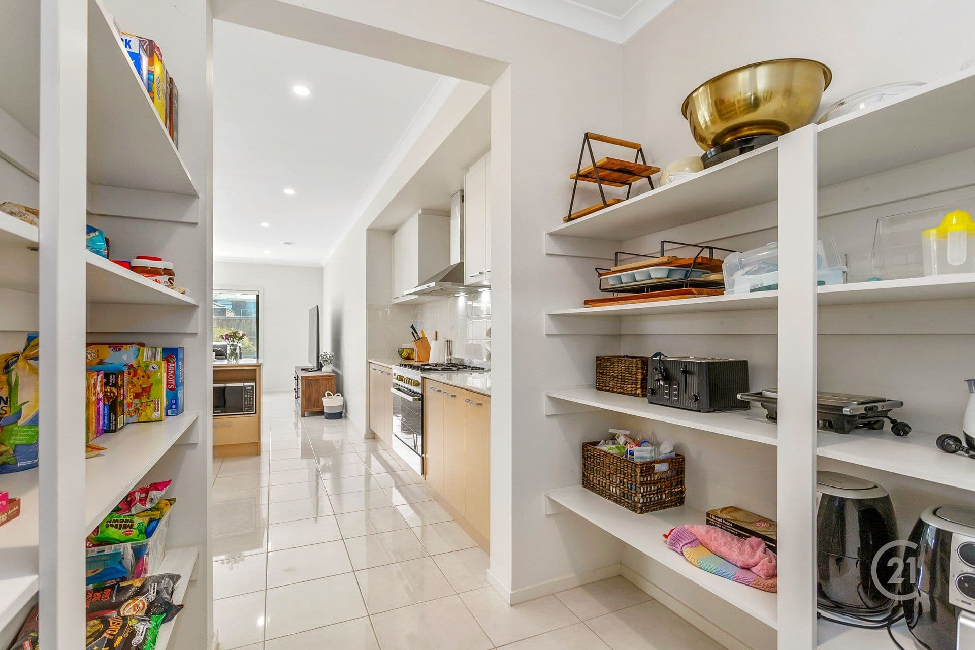 35 Bensonhurst Parade, Point Cook, VIC, 3030, Point Cook - Thumbnail 6