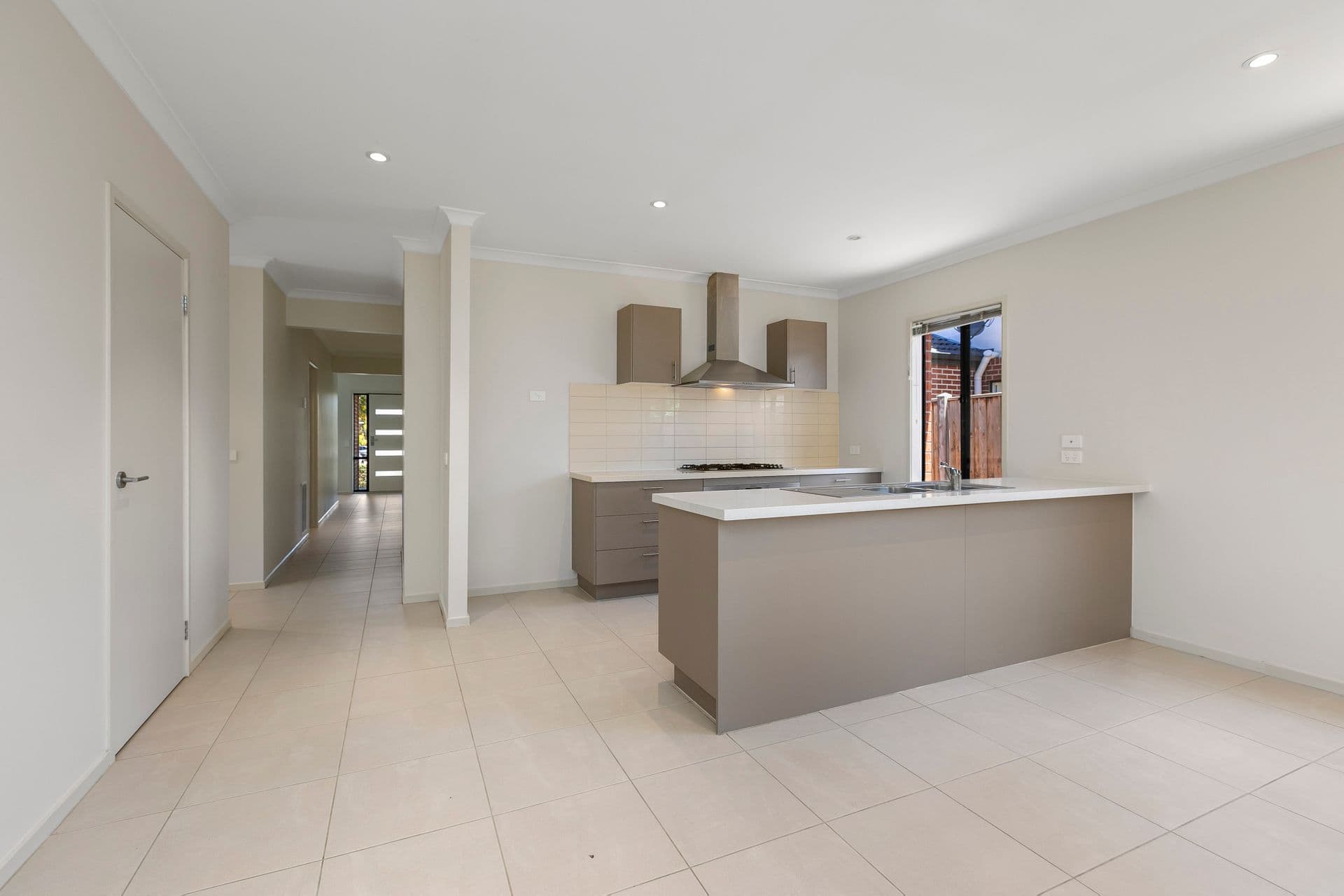 14 Winterberry Road, Point Cook, VIC, 3030, Point Cook - Thumbnail 4