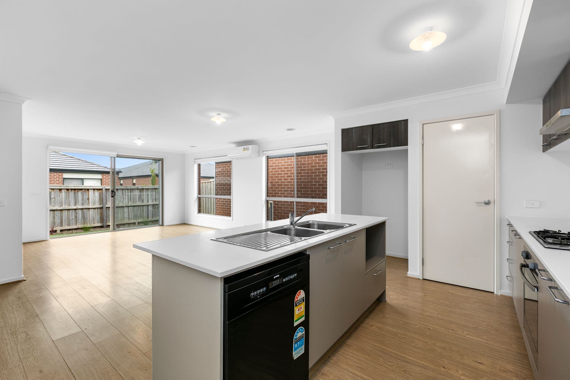 59 Jindalee Way, Werribee, VIC, 3030, Werribee - Thumbnail 3