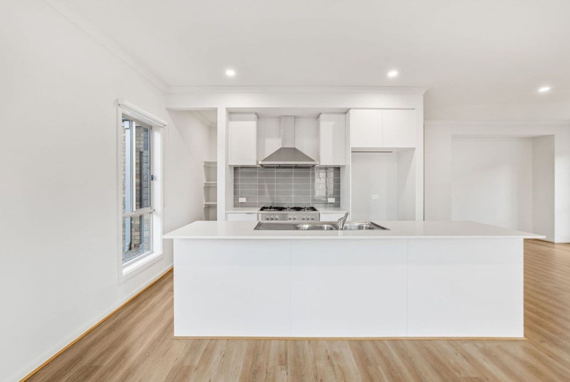 24 Capodanno Street, Point Cook, VIC, 3030, Point Cook - Thumbnail 2