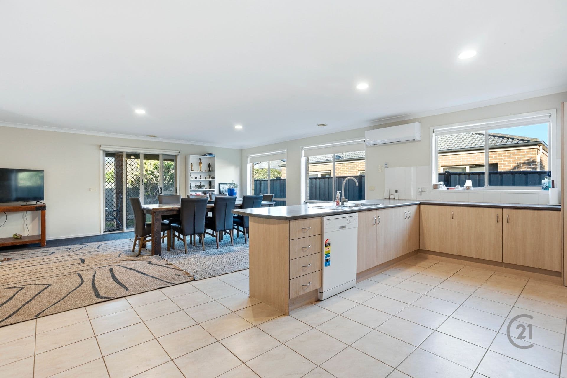 11 Opperman Place, Point Cook, VIC, 3030, Point Cook - Thumbnail 6