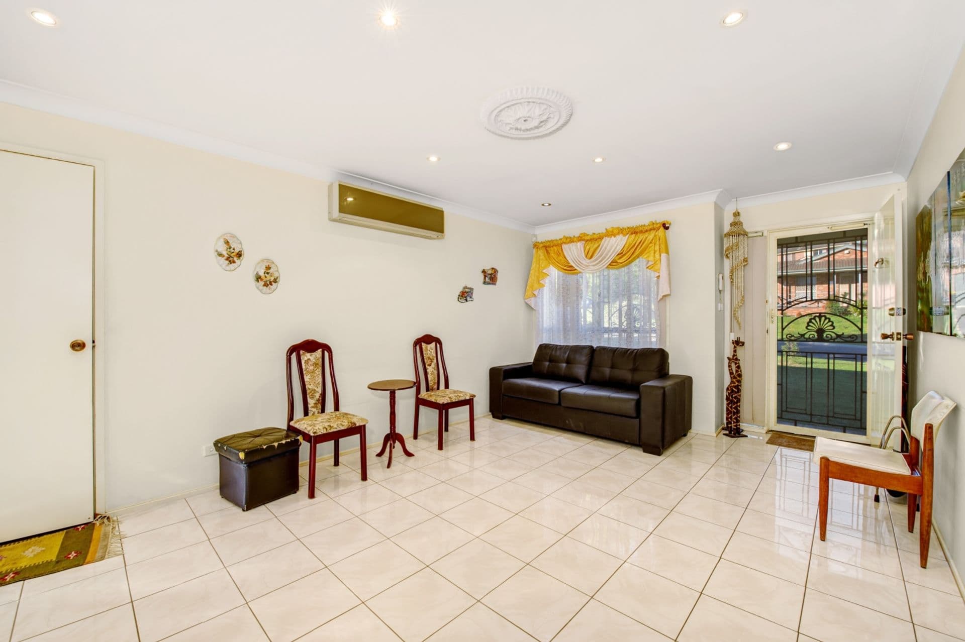 Address Withheld, Minto, NSW, 2566, Minto - Thumbnail 3