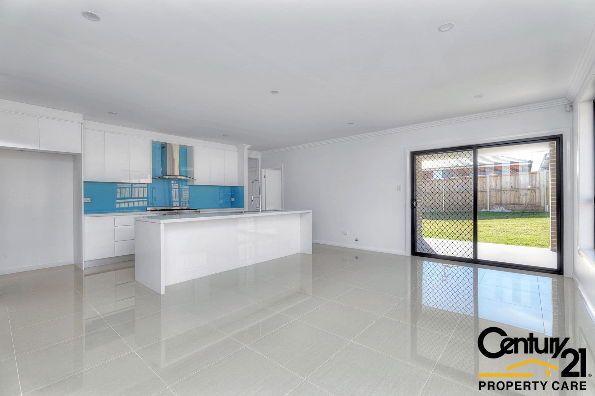 6  McClintock Drive, Minto, NSW, 2566, Minto - Thumbnail 4