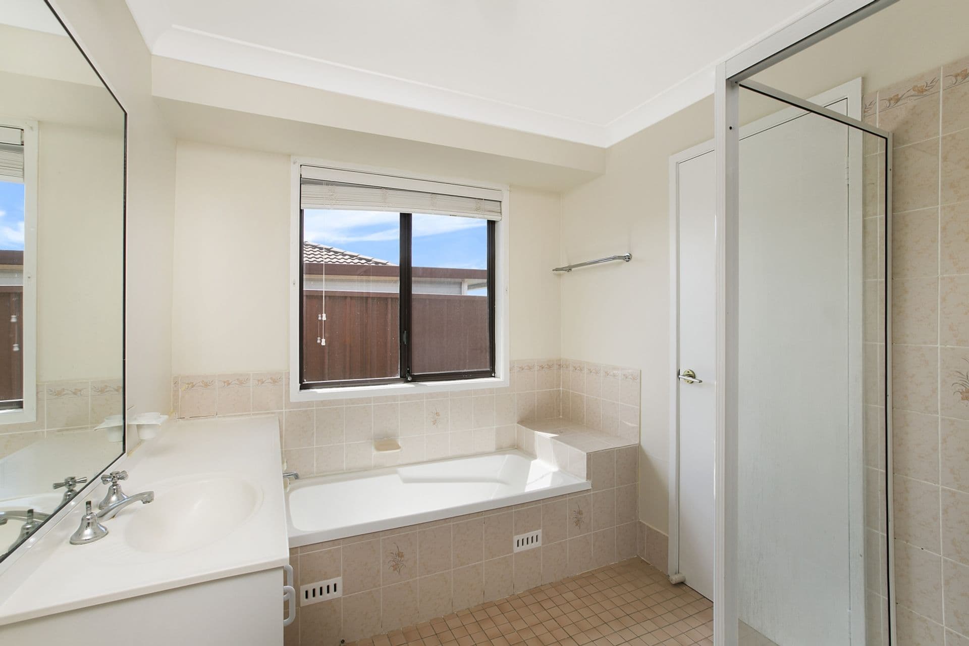 49 GOODSELL ST, Minto, NSW, 2566, Minto - Thumbnail 5