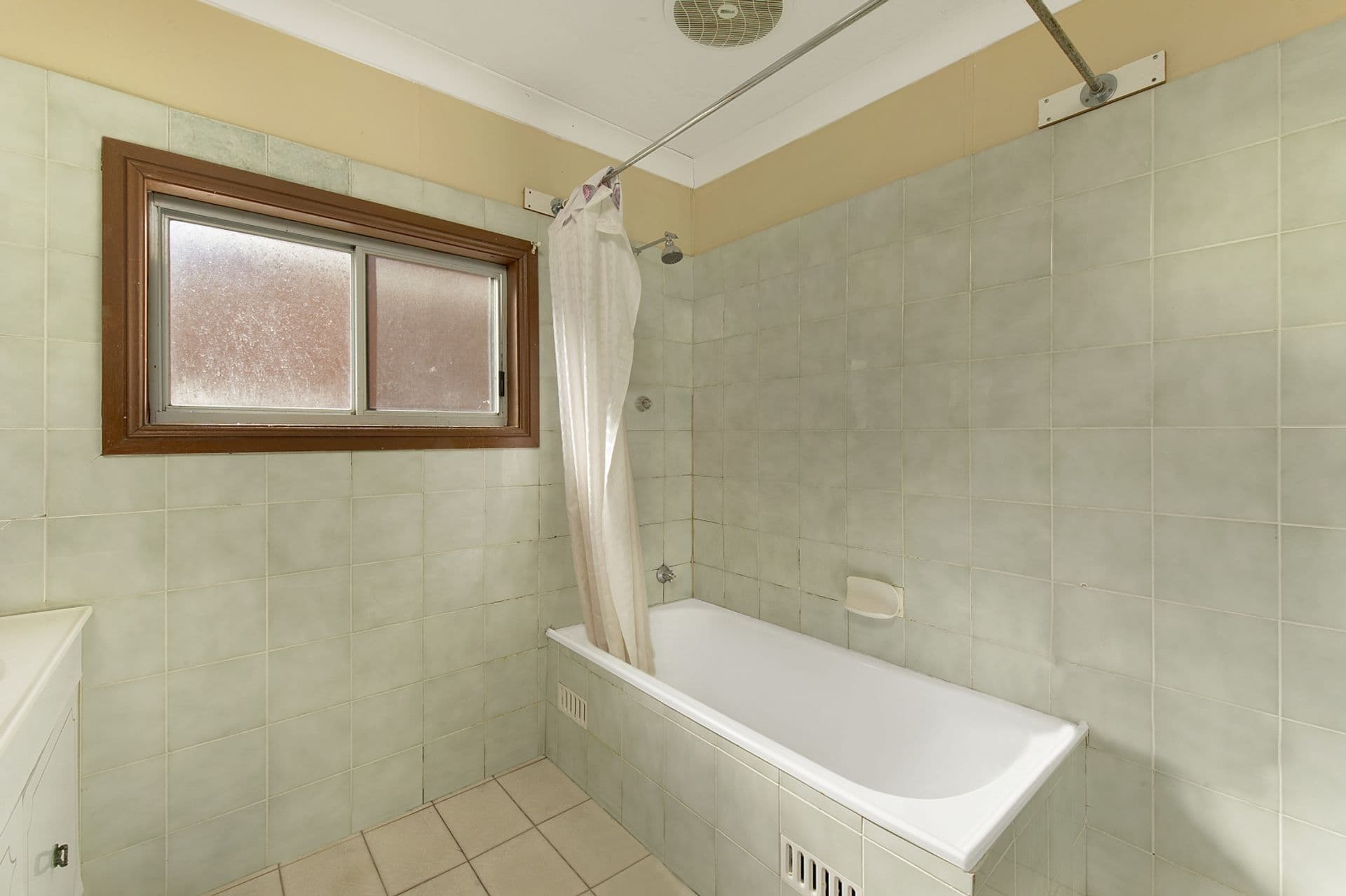 3 Harris St, Ingleburn, NSW, 2565, Ingleburn - Thumbnail 6
