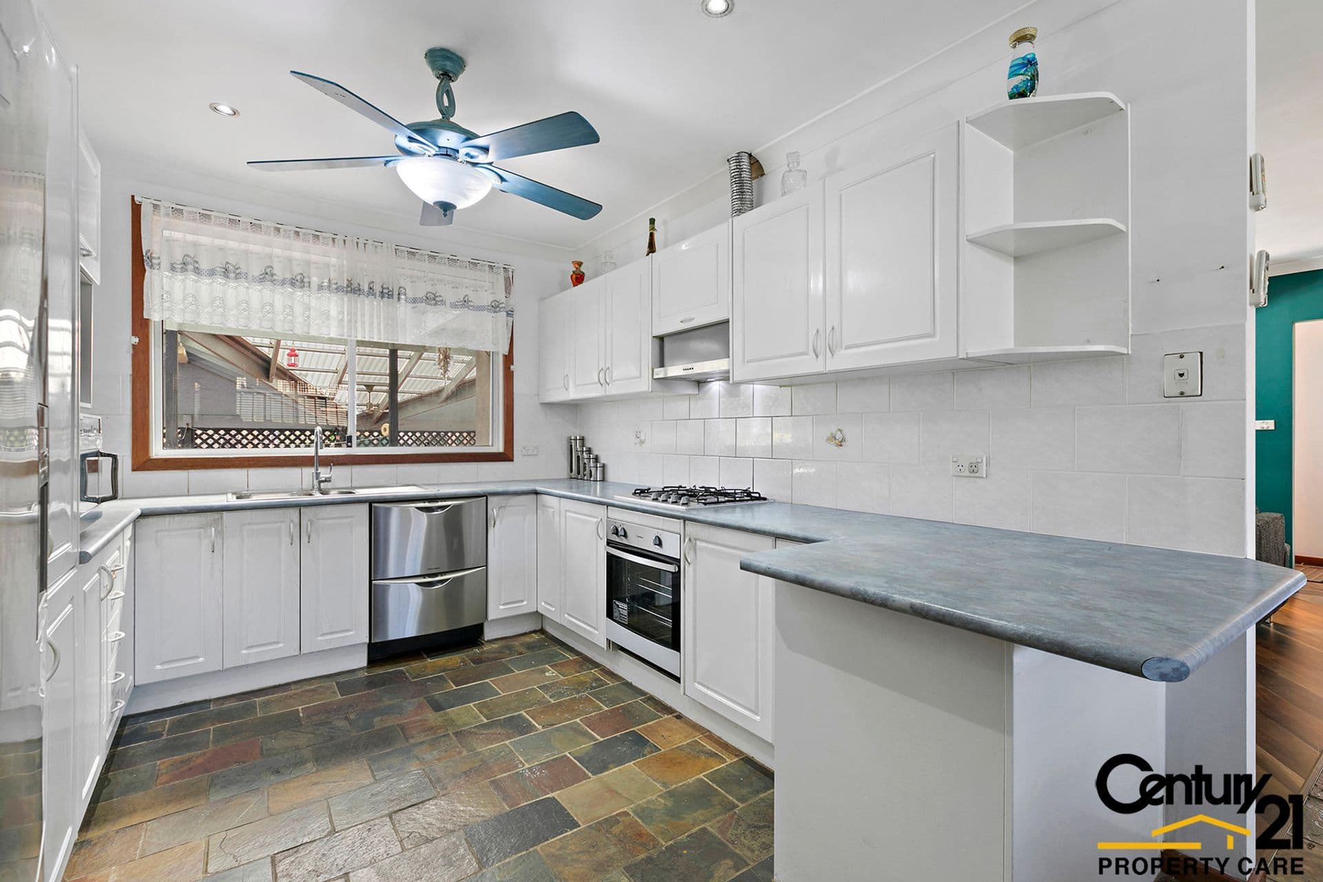 13 Jersey Pde, Minto, NSW, 2566, Minto - Thumbnail 6