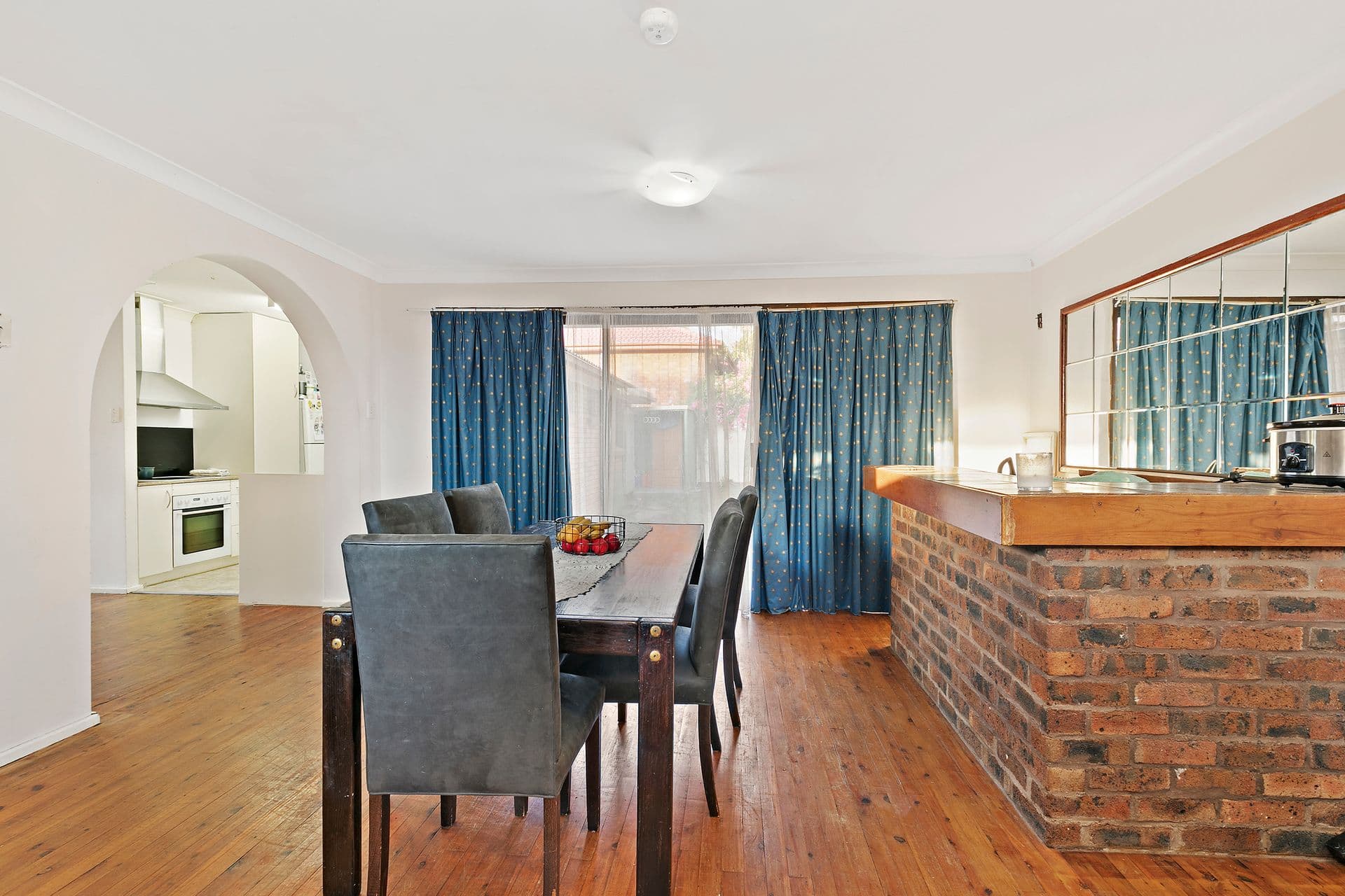 4 Barnes Street, Minto, NSW, 2566, Minto - Thumbnail 5
